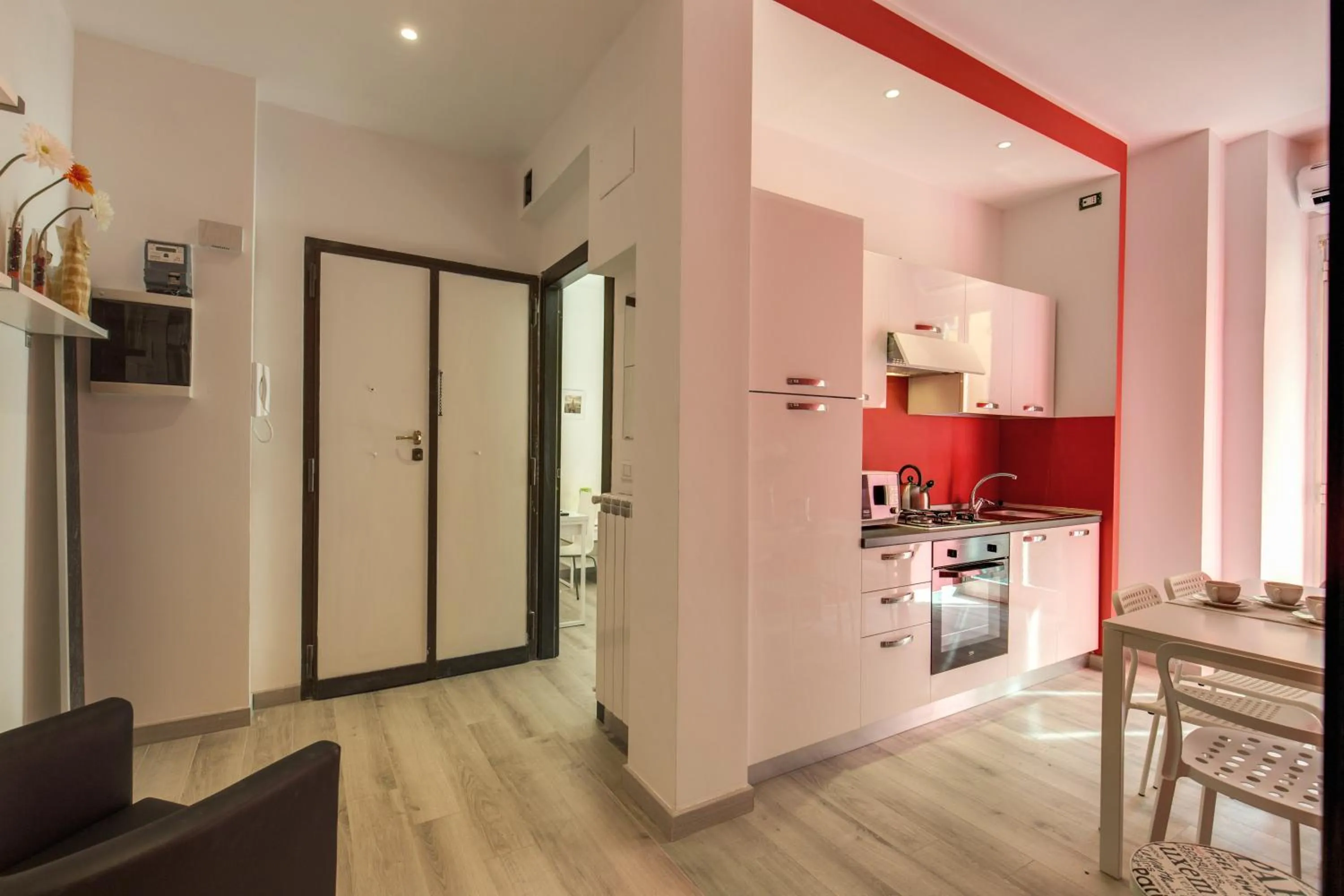 Dining area in M&L Apartment - Caracalla Holiday