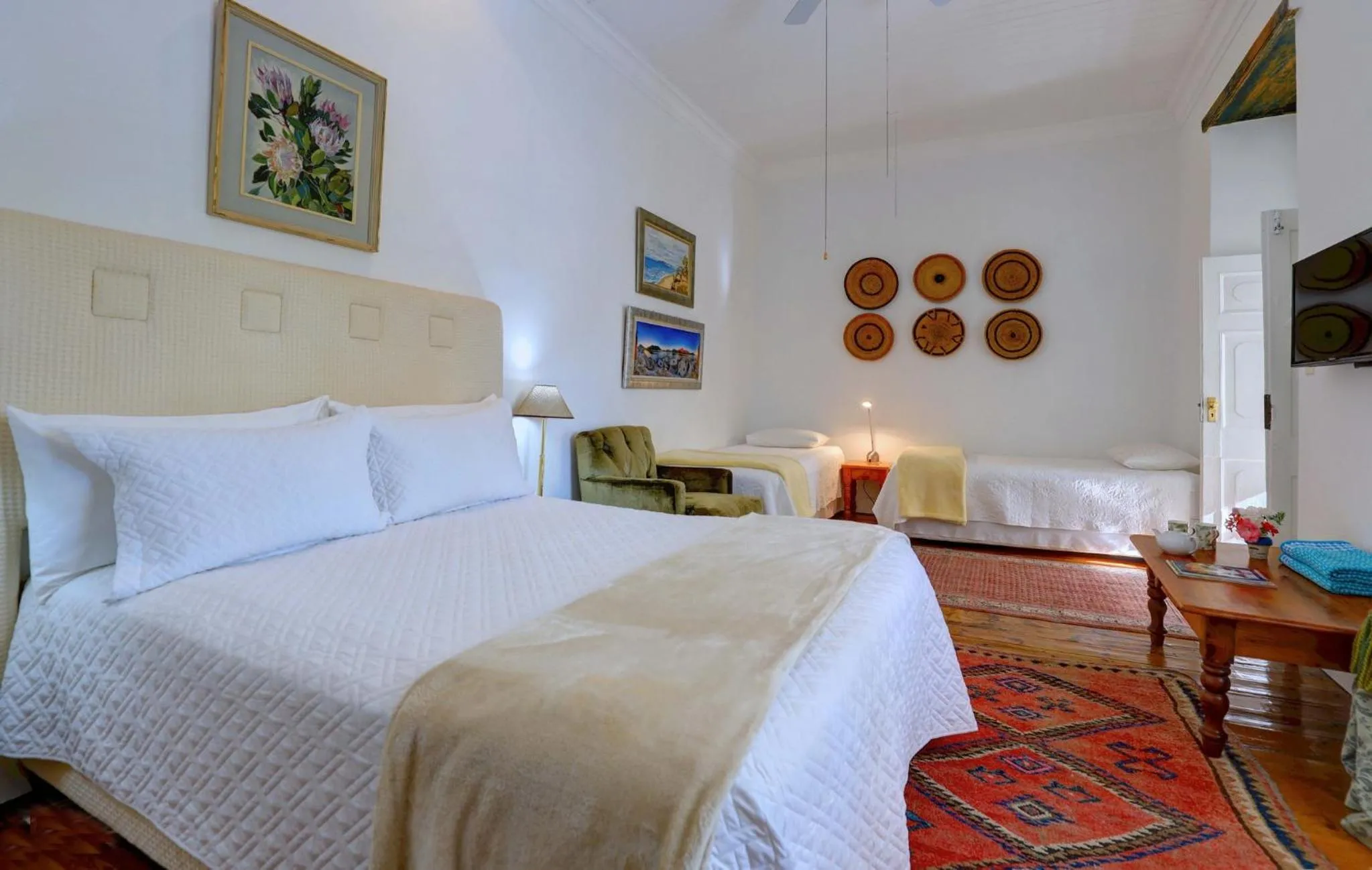 Family Room with Shower in 81 on Church Guest House