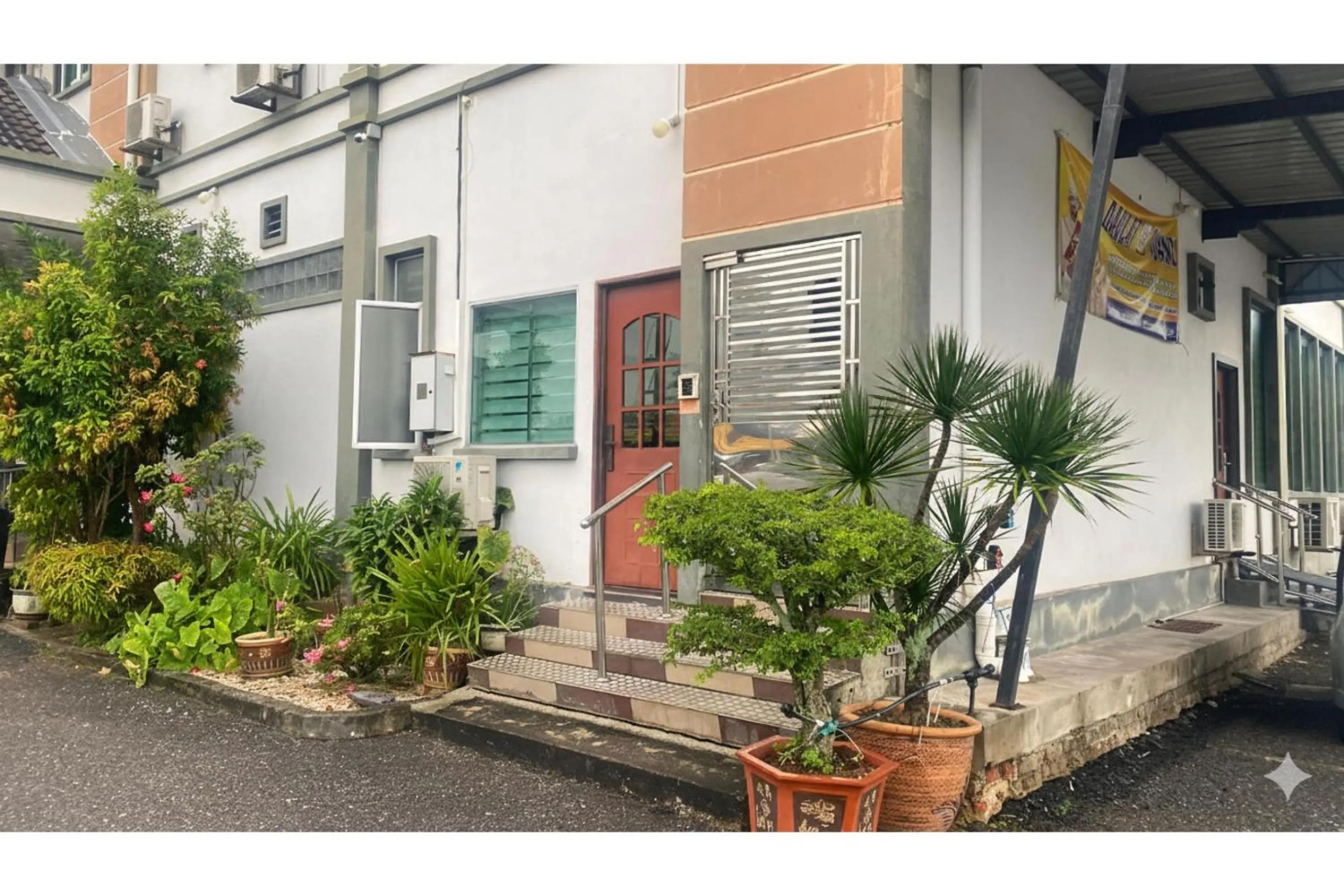 Property building in OYO 91259 Hai Thien Motel