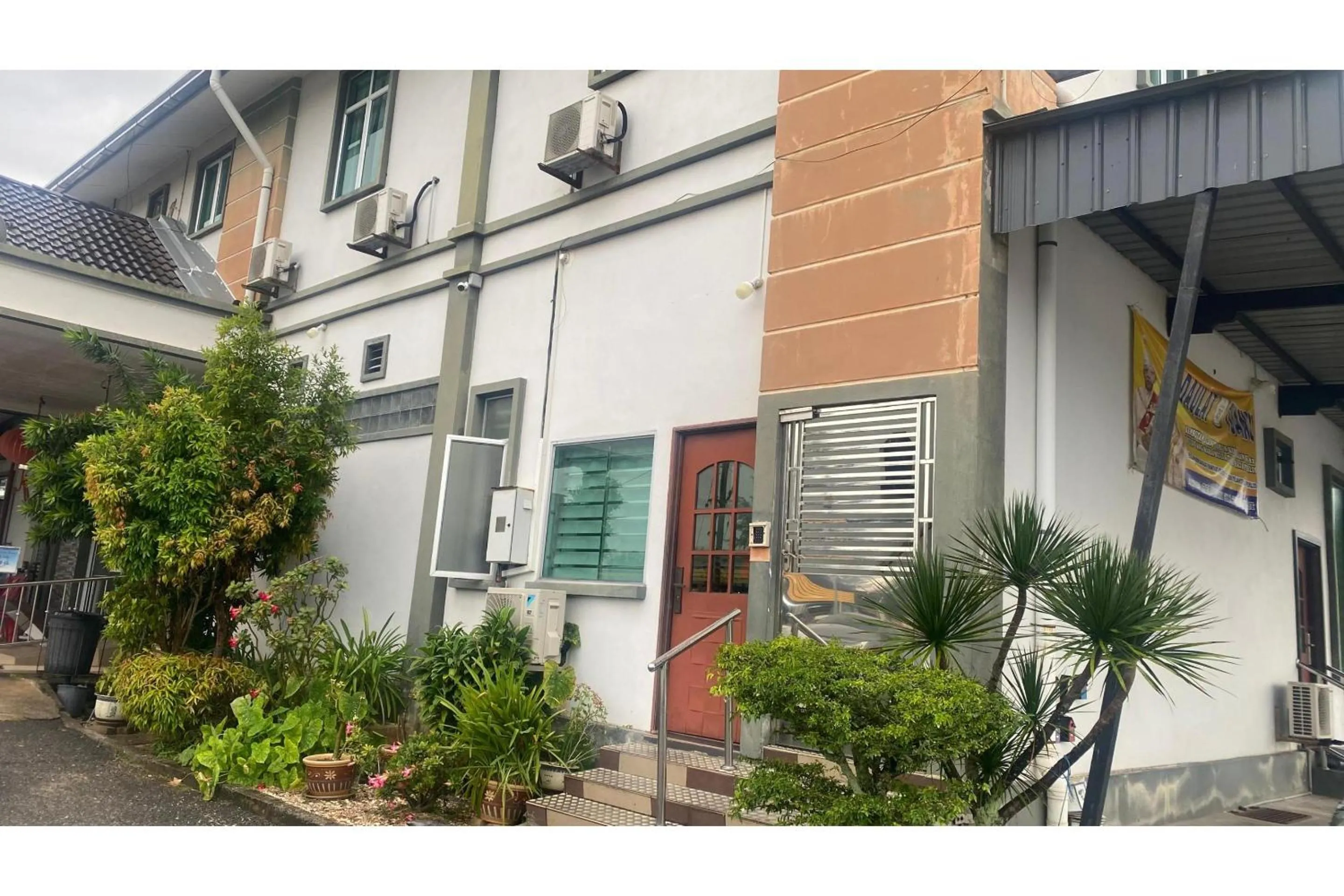 Property building in OYO 91259 Hai Thien Motel