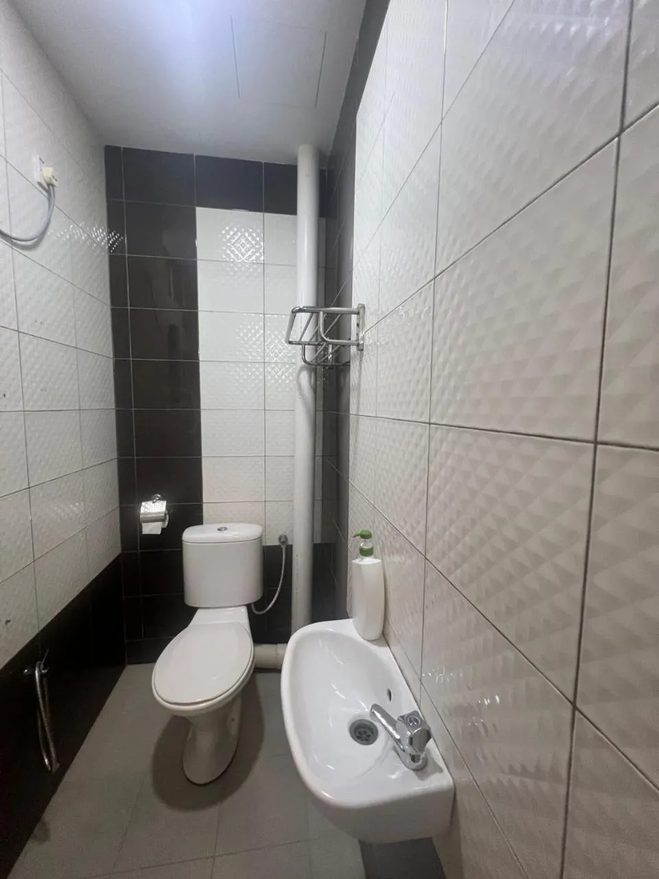 Bathroom in OYO 91259 Hai Thien Motel