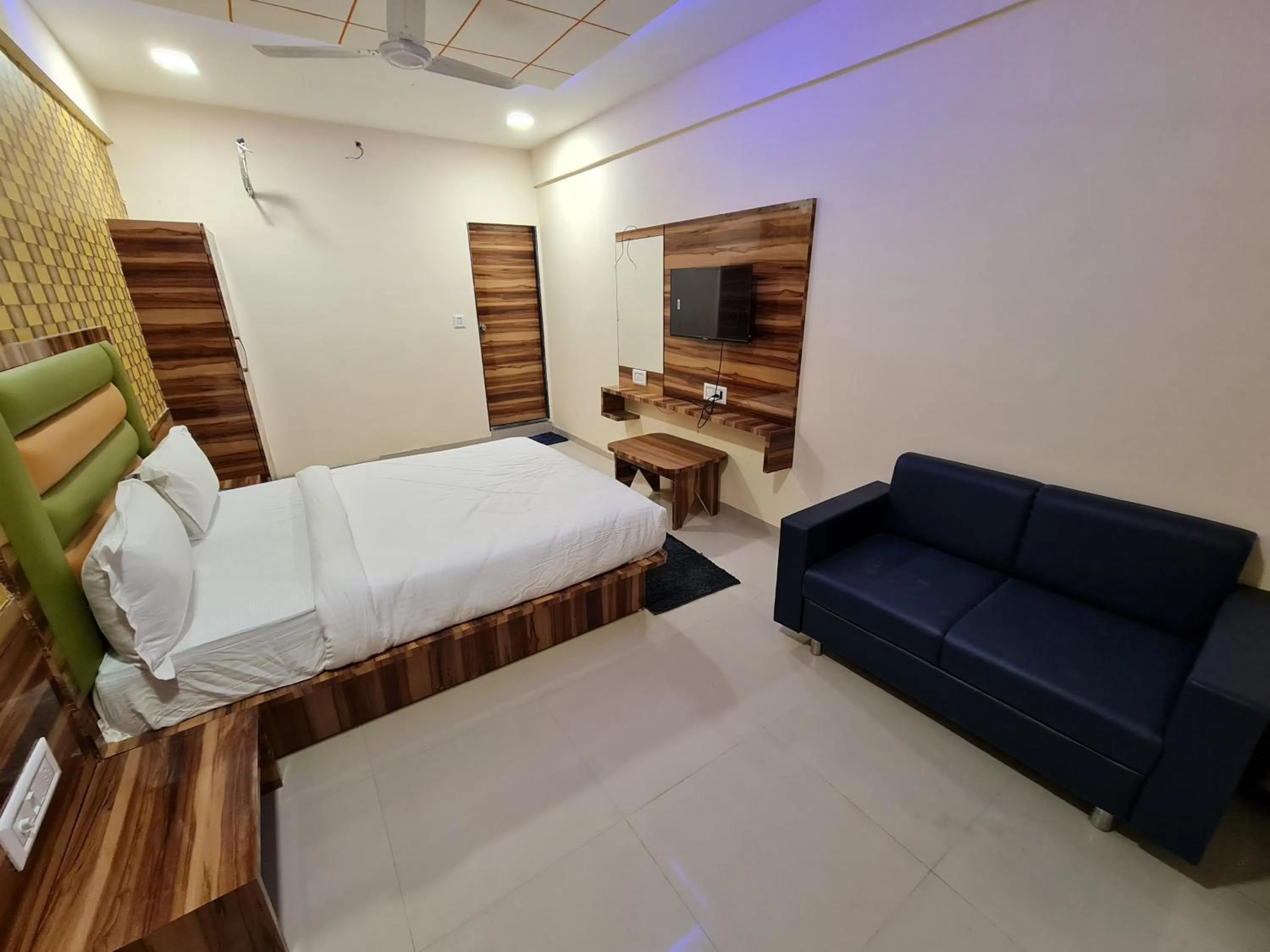 Hotel RK Palace