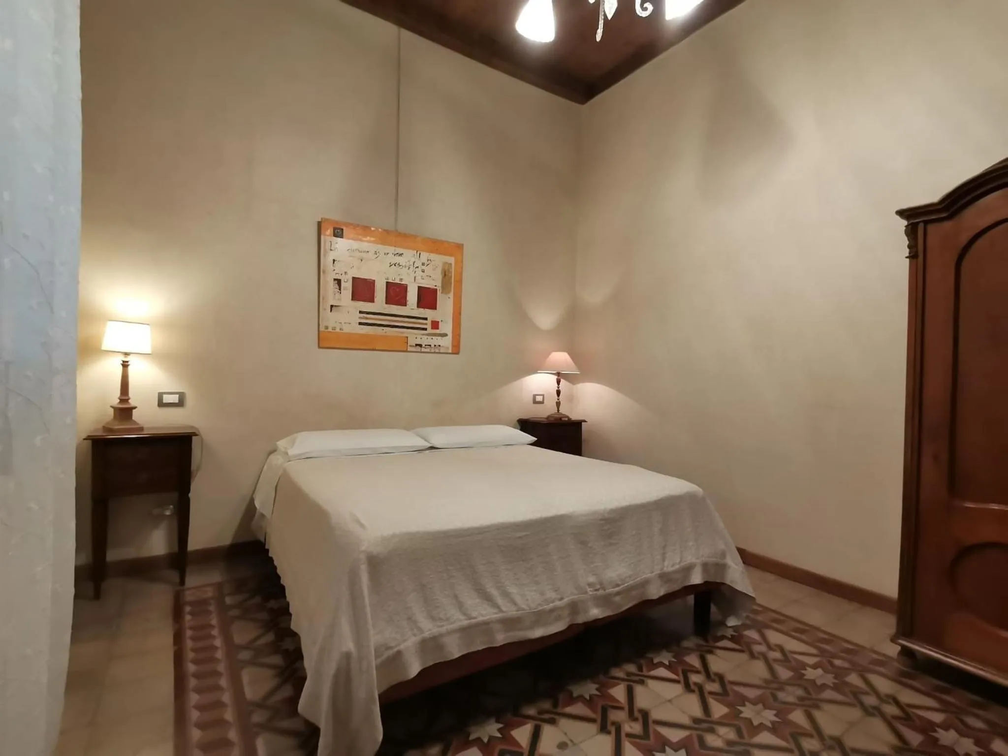 Bedroom, Bed in Le Maddalene