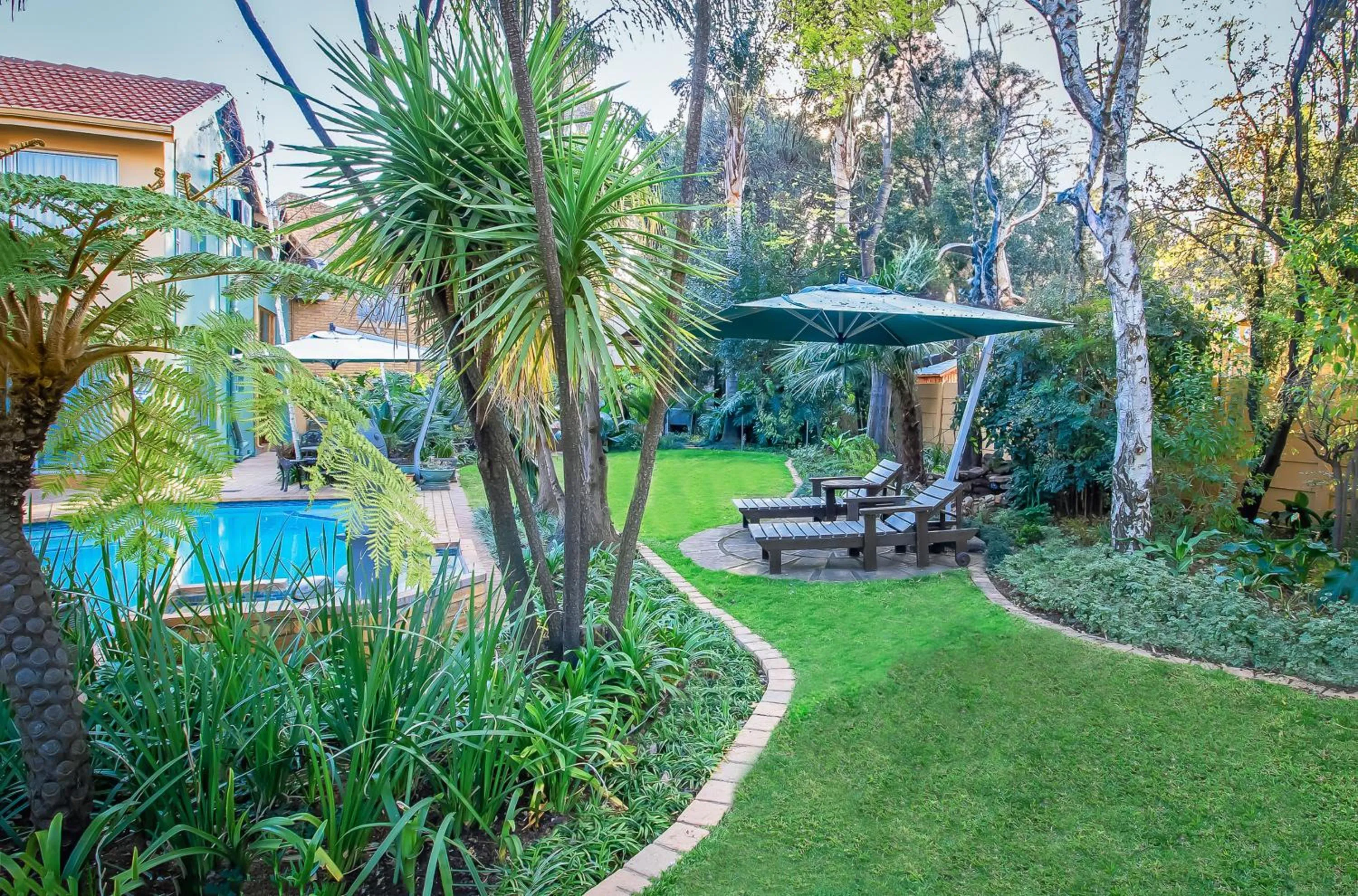 Garden in Sunward Park Guest House & Conference Center