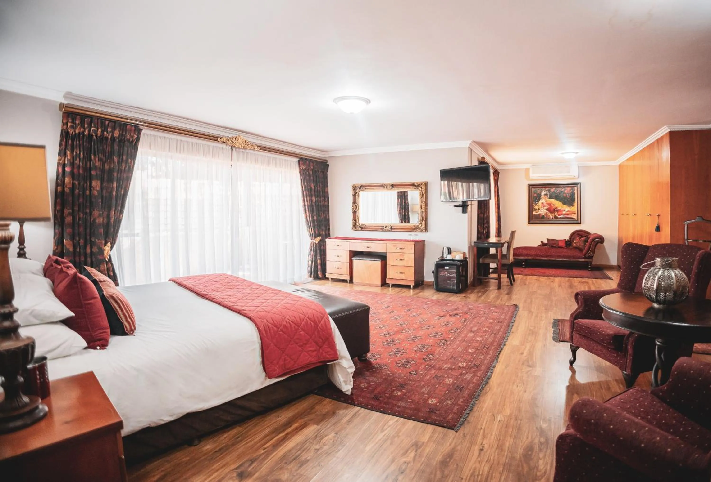 Bed in Sunward Park Guest House & Conference Center