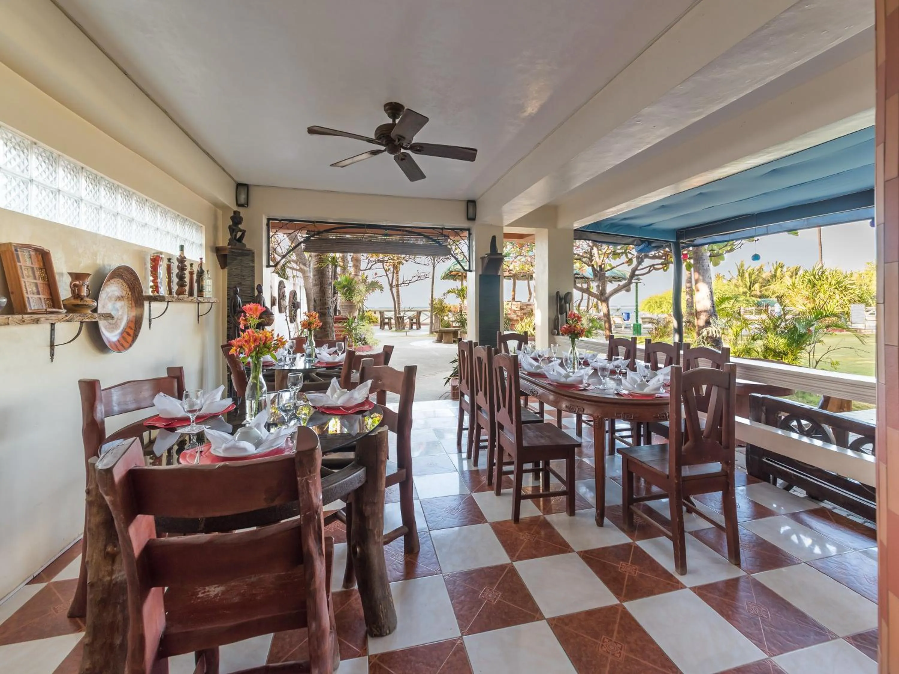 Restaurant/places to eat in Punta Riviera Resort Bolinao