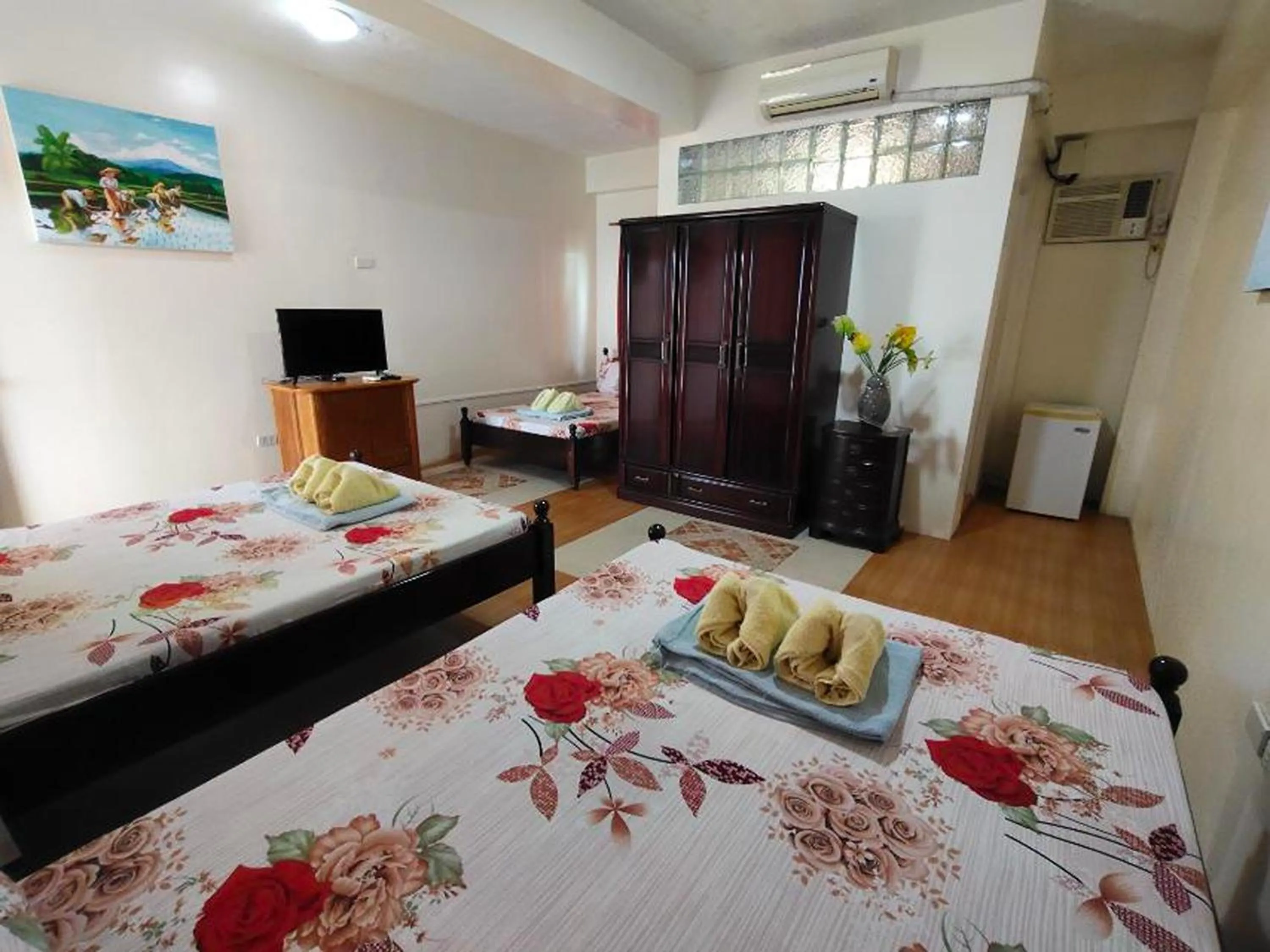 Bed in Punta Riviera Resort Bolinao