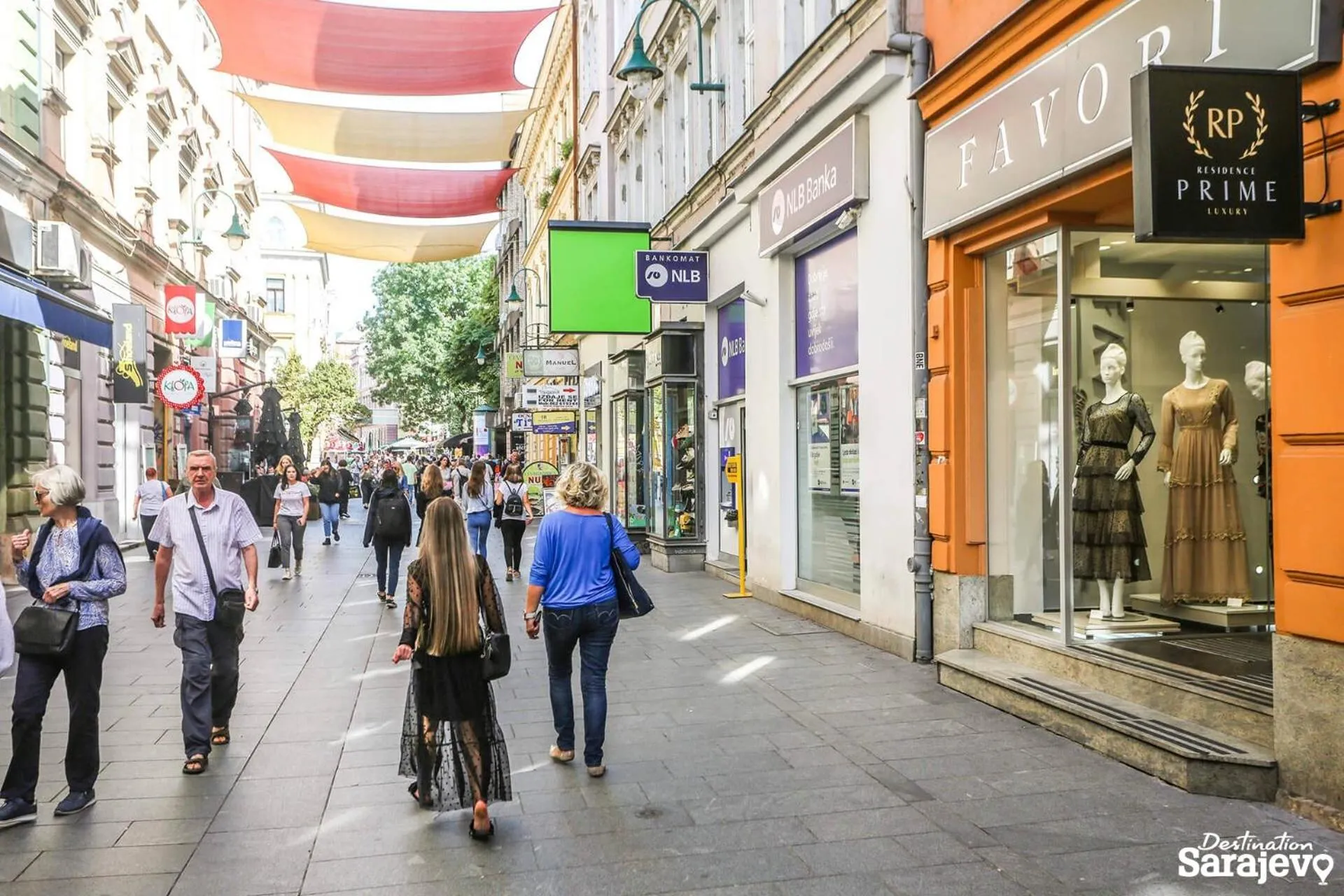 People in Residence Prime Luxury