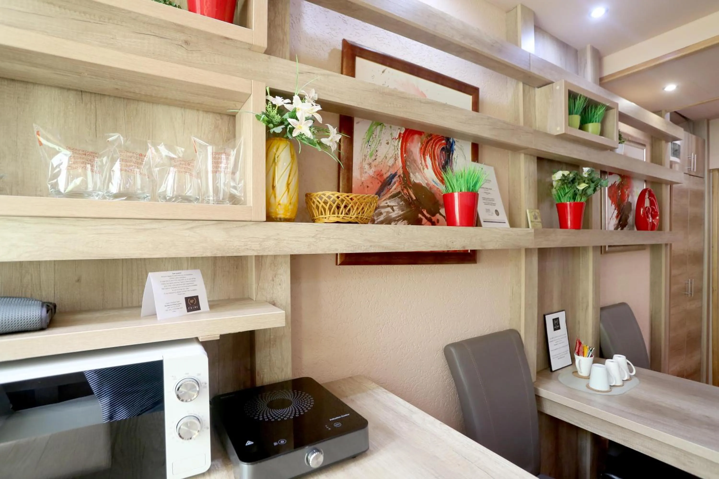 Dining area in Residence Prime Luxury