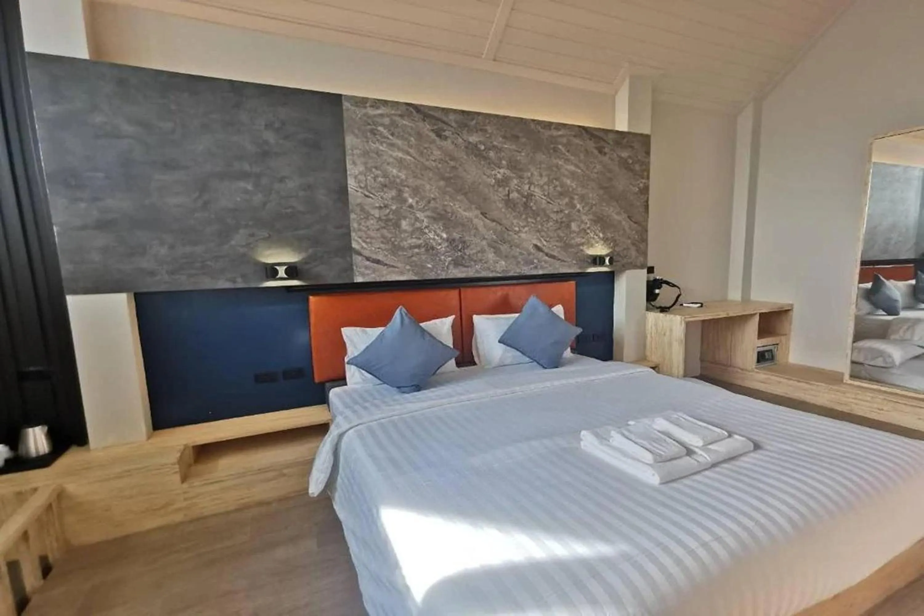 Bed in The Posh Khao Kho