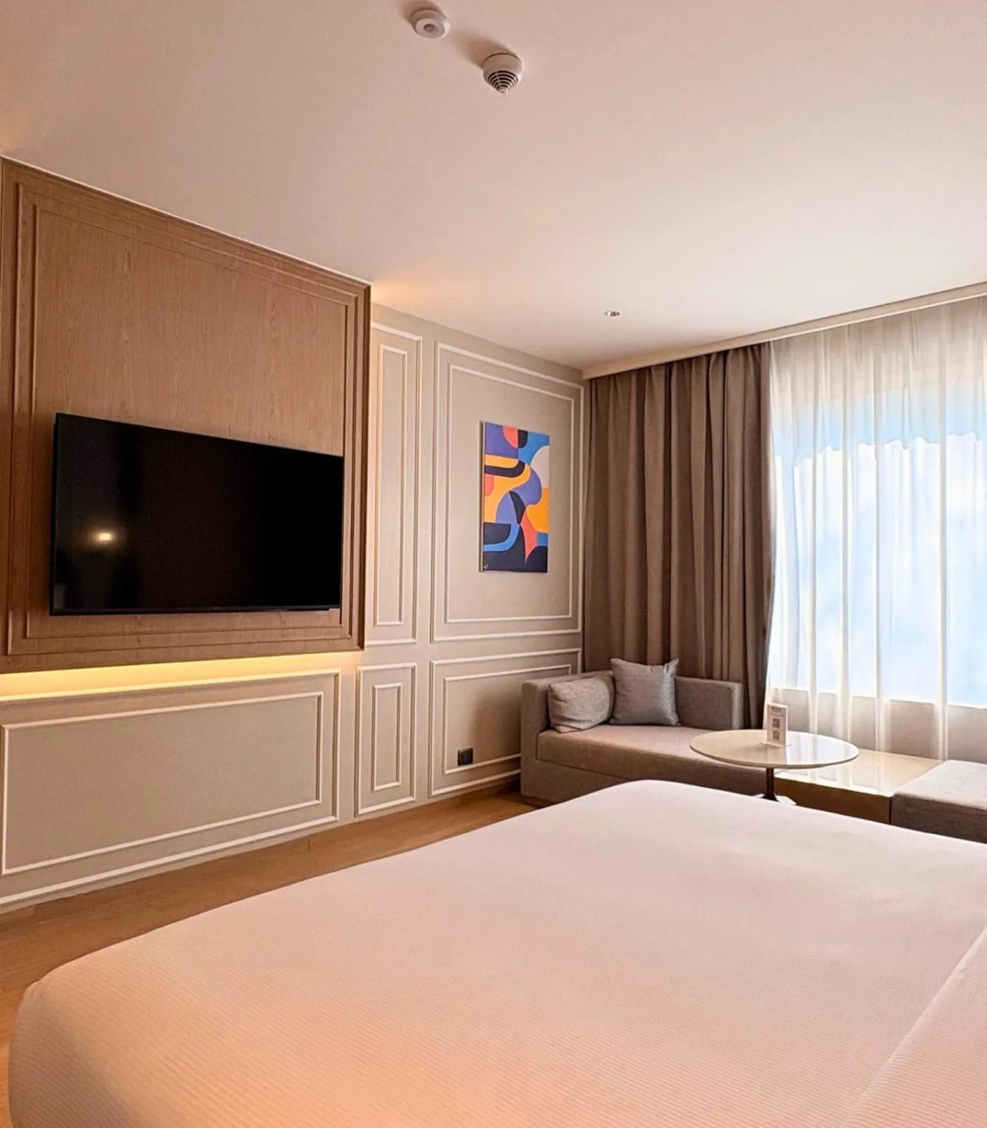 TV and multimedia, Bed in Hilton Garden Inn Bengaluru Whitefield