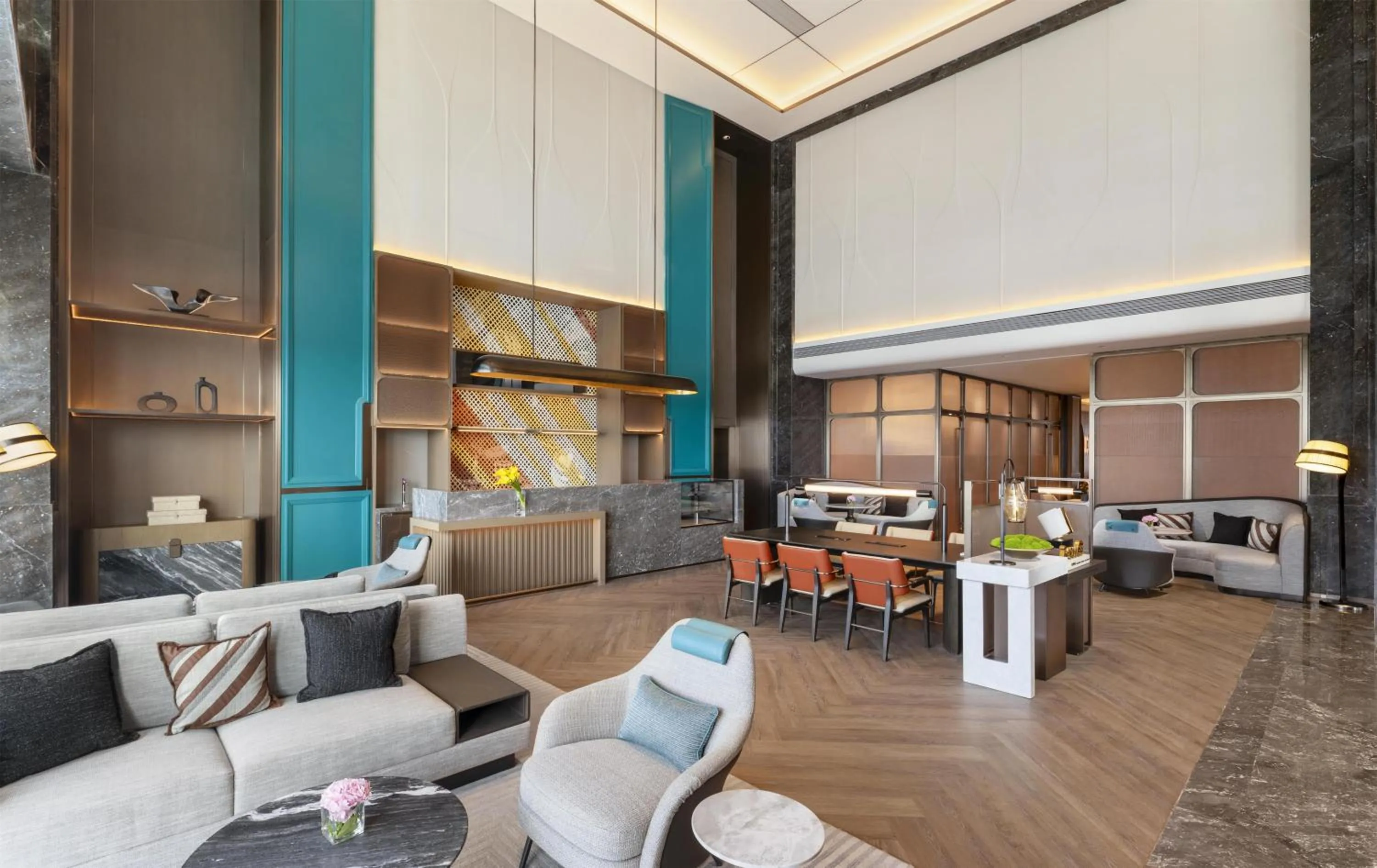 Dining area in Doubletree By Hilton Zhengzhou Airport Aerotropolis