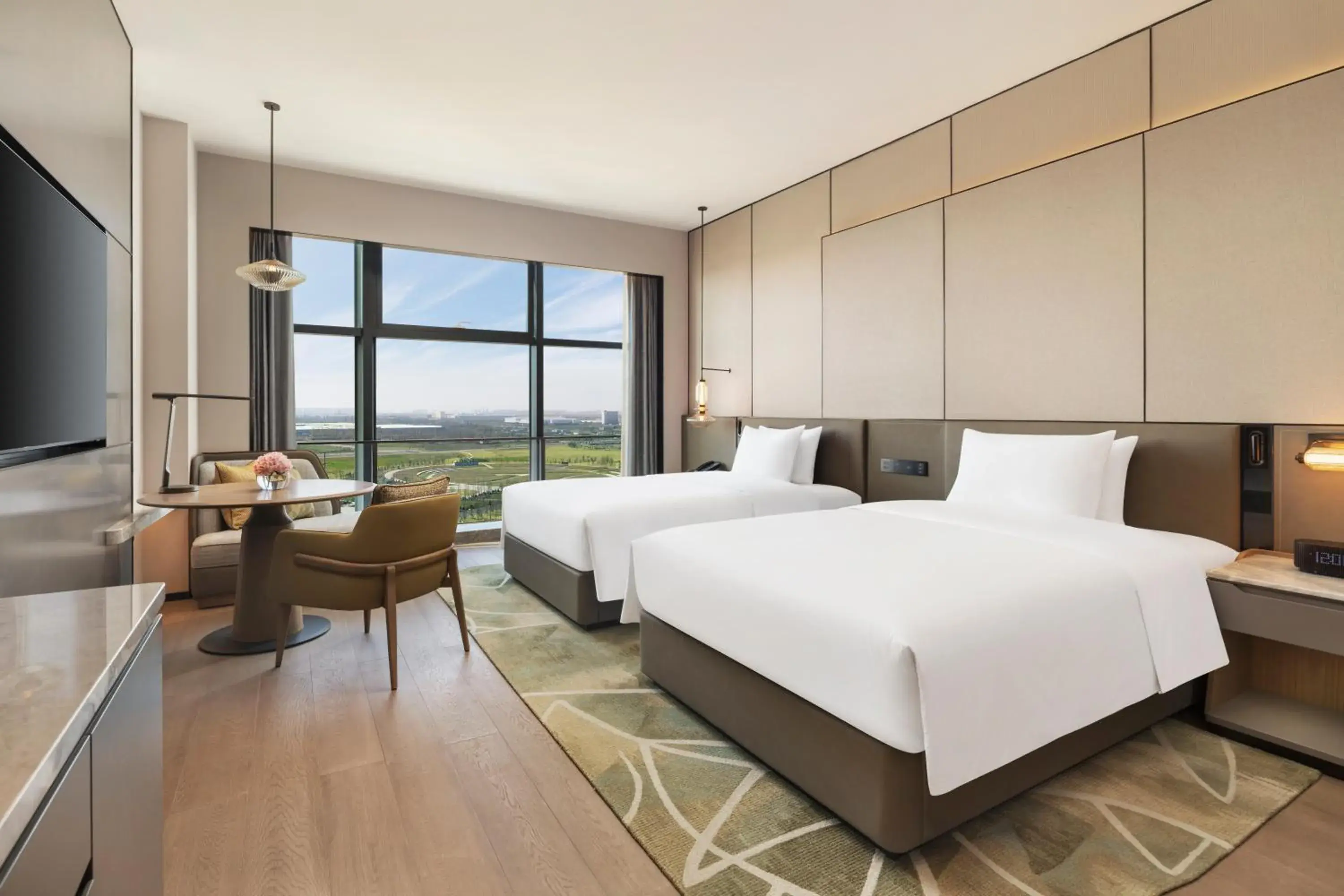 Twin Room with Park View in Doubletree By Hilton Zhengzhou Airport Aerotropolis Twin Room with Park View in Doubletree By Hilton Zhengzhou Airport Aerotropolis