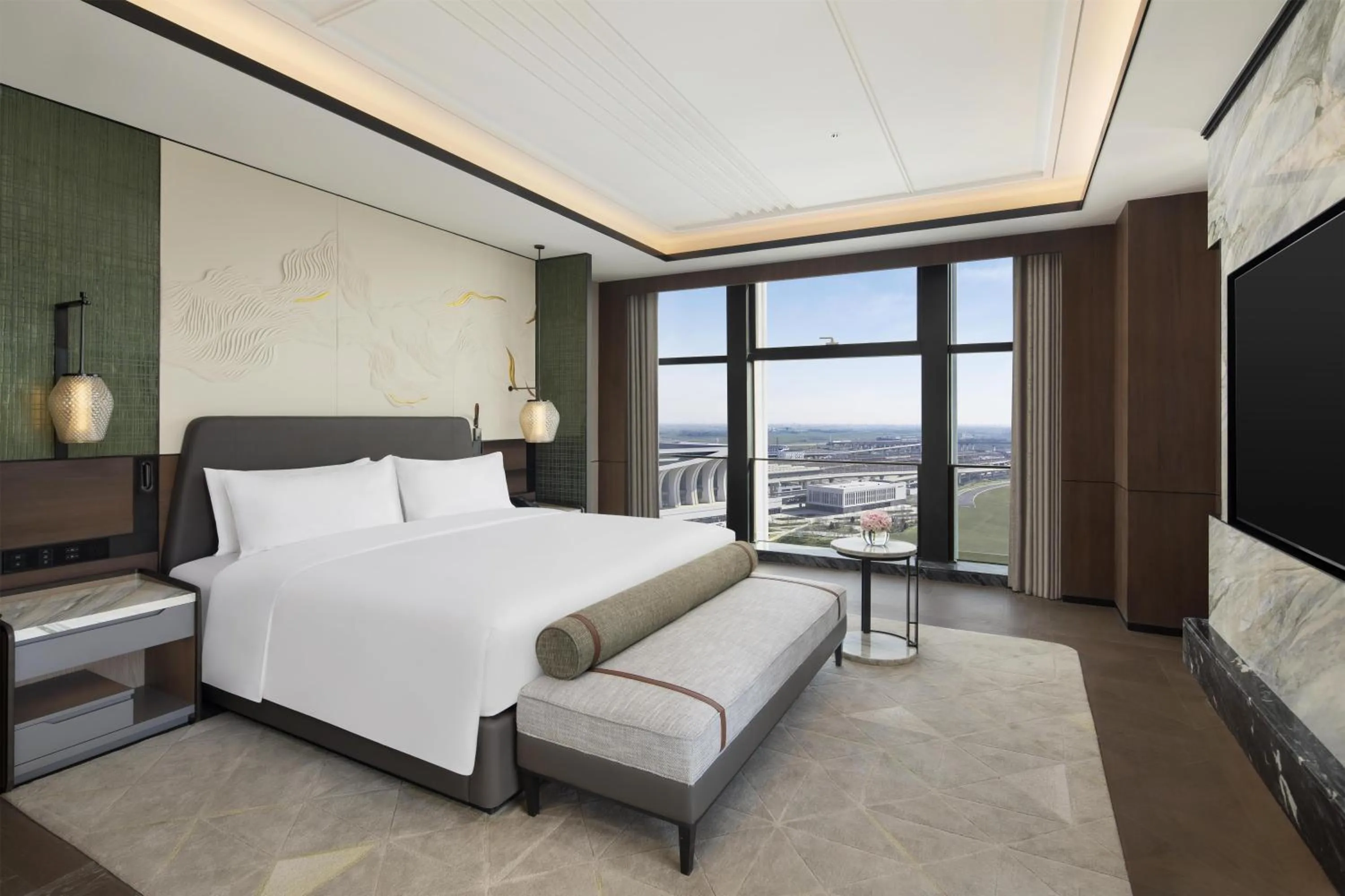 Bed in Doubletree By Hilton Zhengzhou Airport Aerotropolis