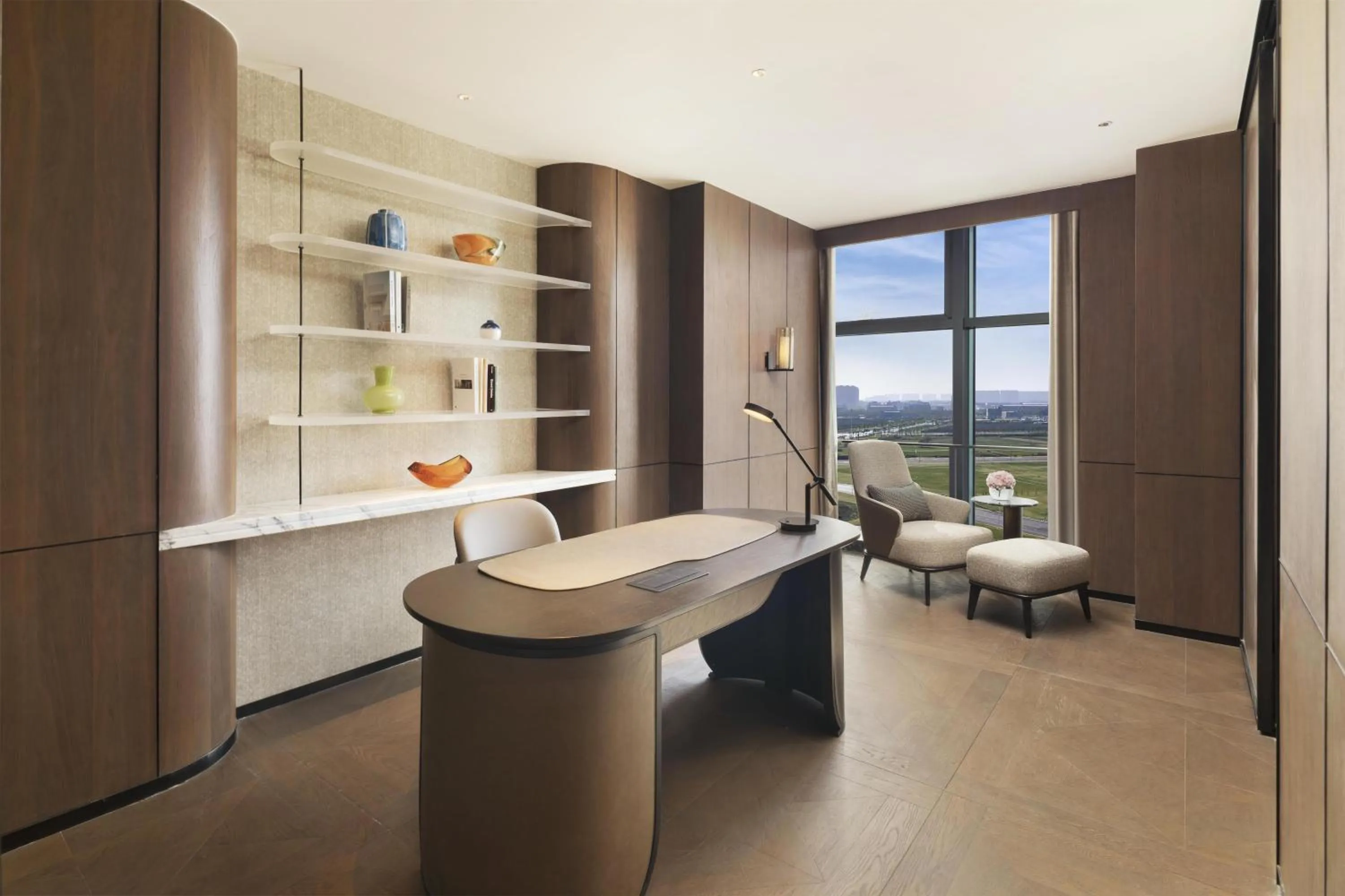 Bedroom in Doubletree By Hilton Zhengzhou Airport Aerotropolis