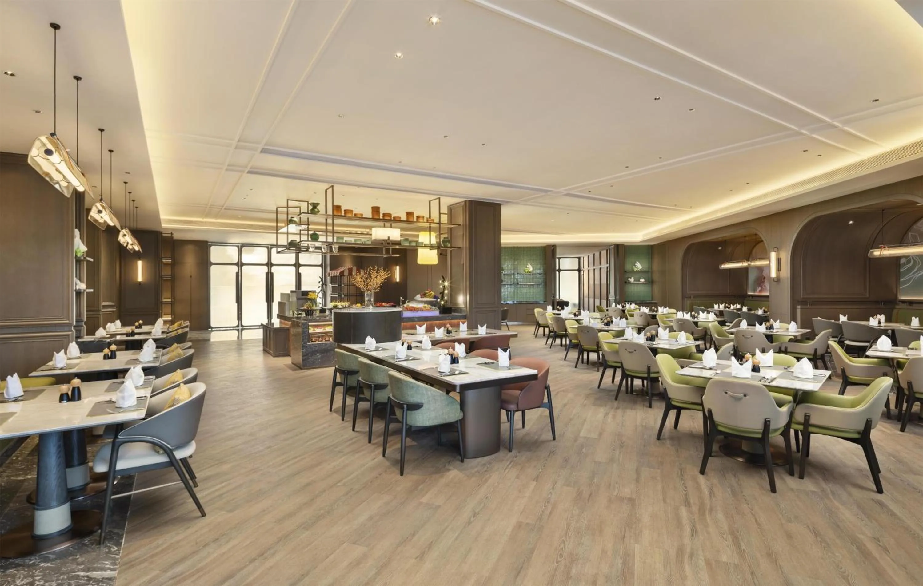Restaurant/places to eat in Doubletree By Hilton Zhengzhou Airport Aerotropolis