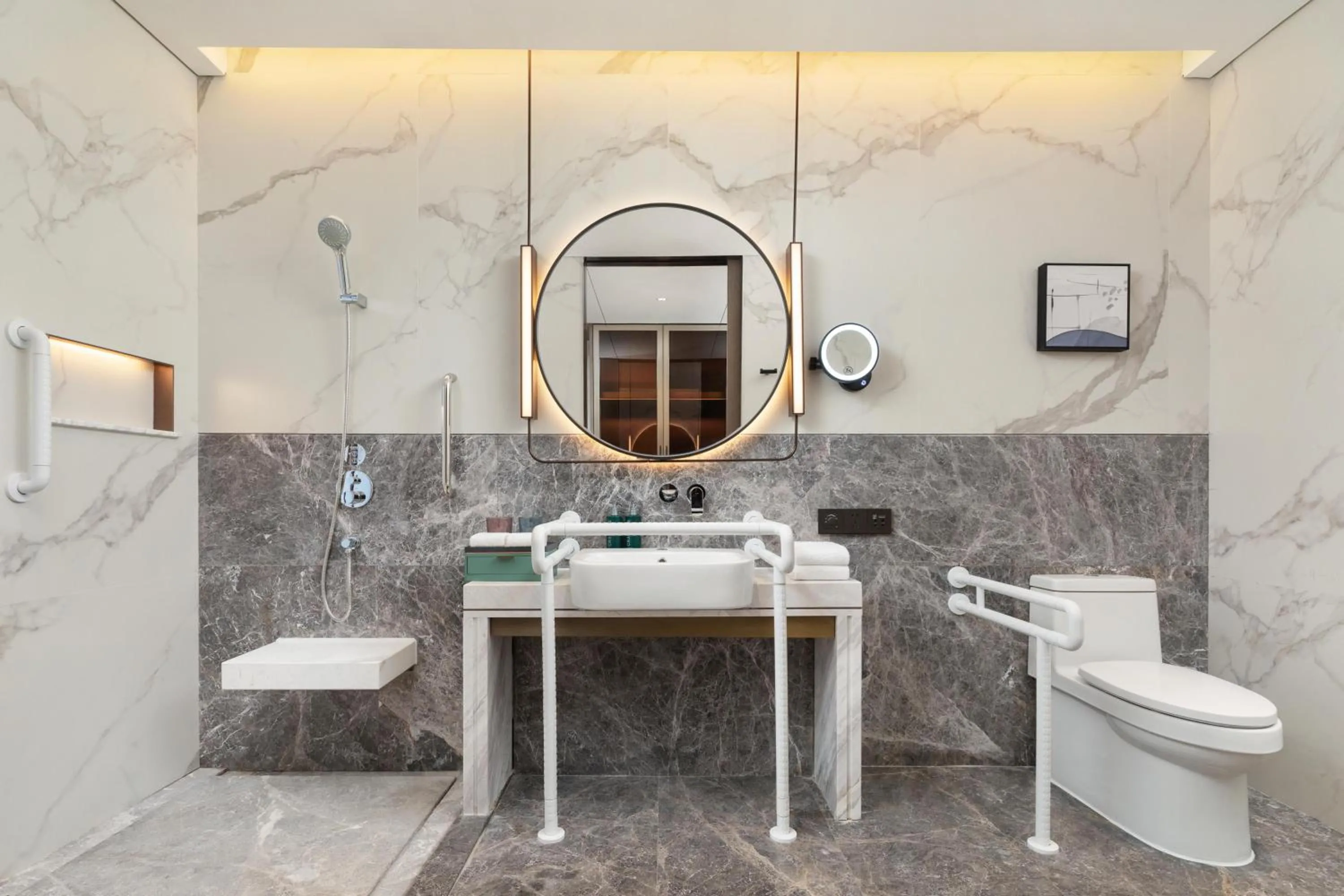 Bathroom in Hilton Shaoxing Hotel And Residences