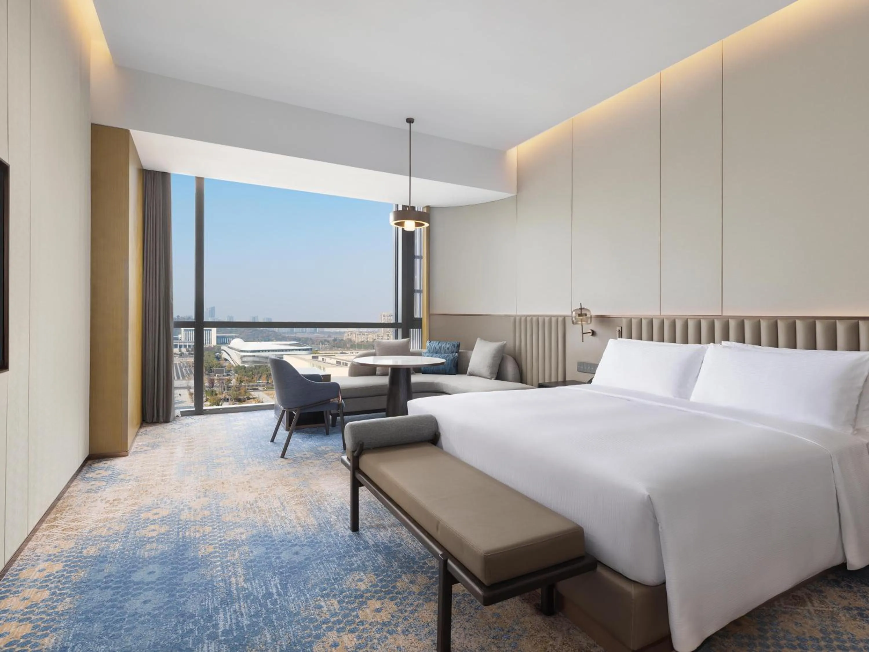 Bed in Hilton Shaoxing Hotel And Residences