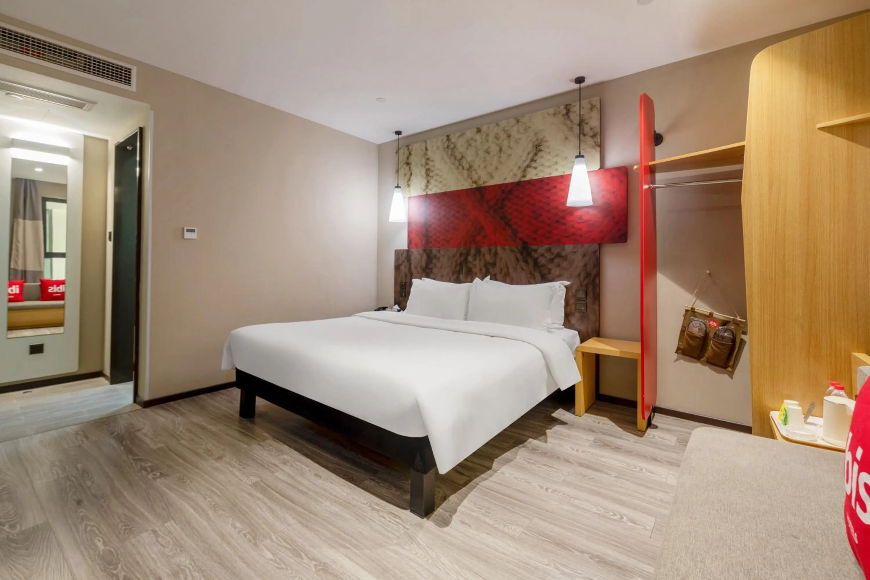 Double Room with Inner View in Ibis Chongqing Jiefangbei Pedestrian Street