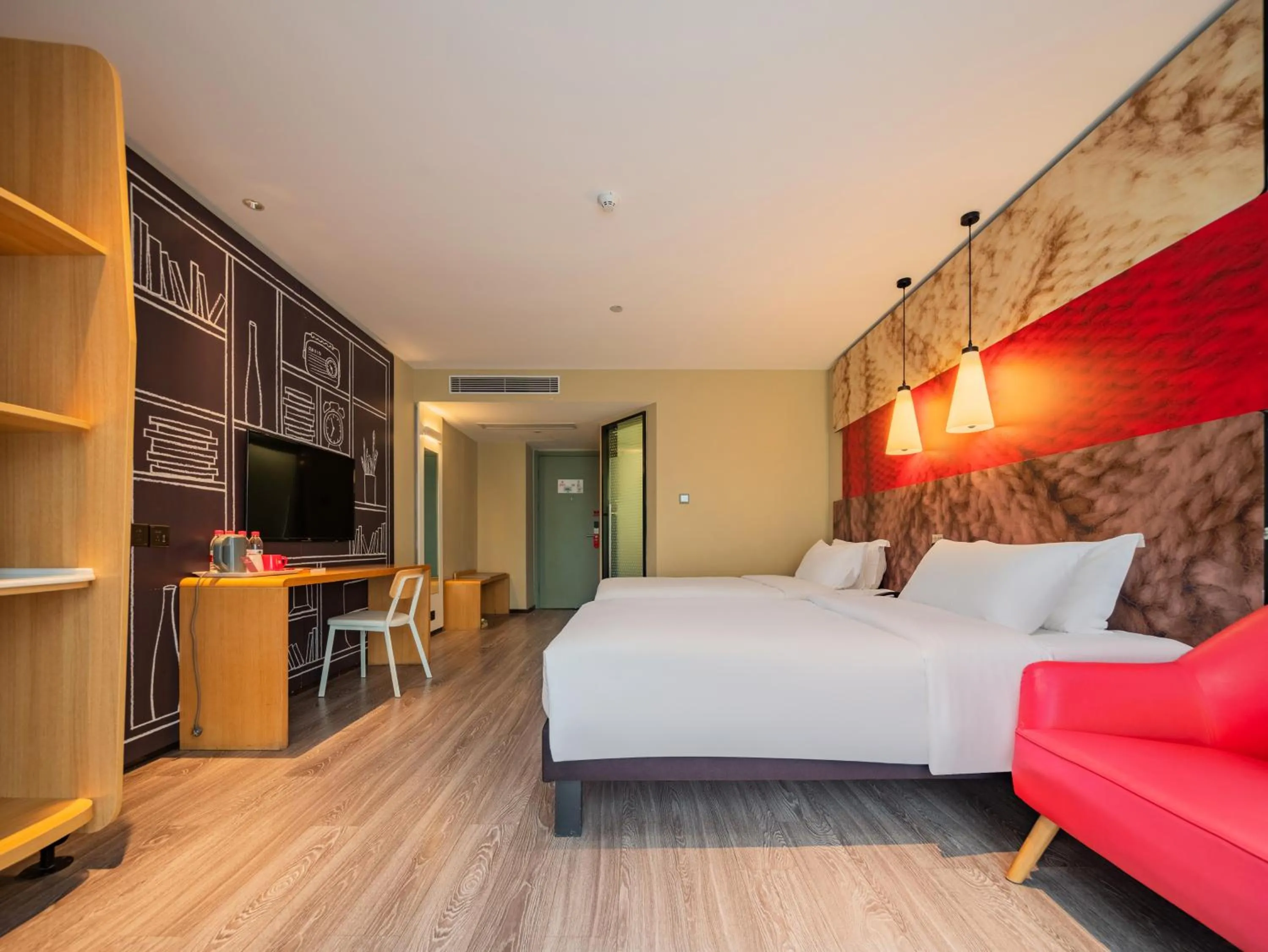 Bed in Ibis Chengdu Taikoo Li Chunxi Road
