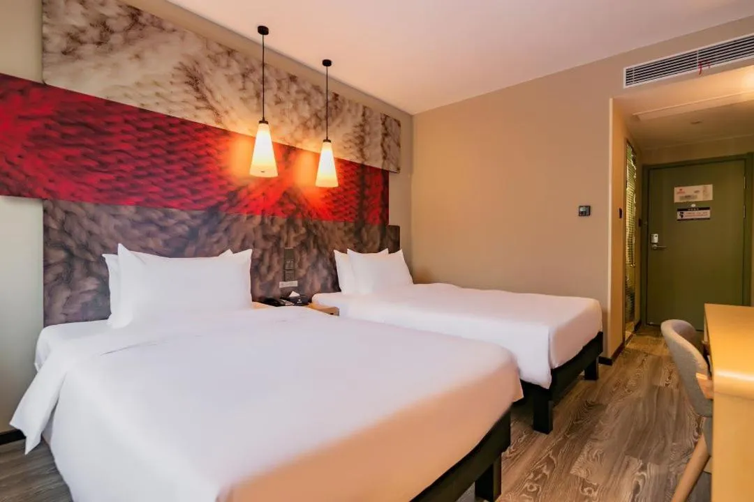 Bed in Ibis Chengdu High-tech Tianfu Software Park