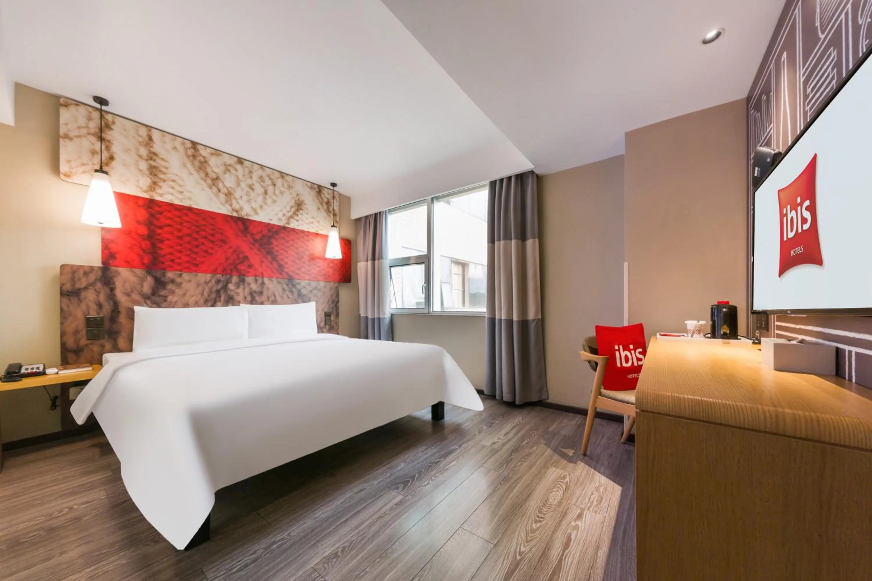 Ibis Hangzhou West Lake Lakeside Qingchun Road