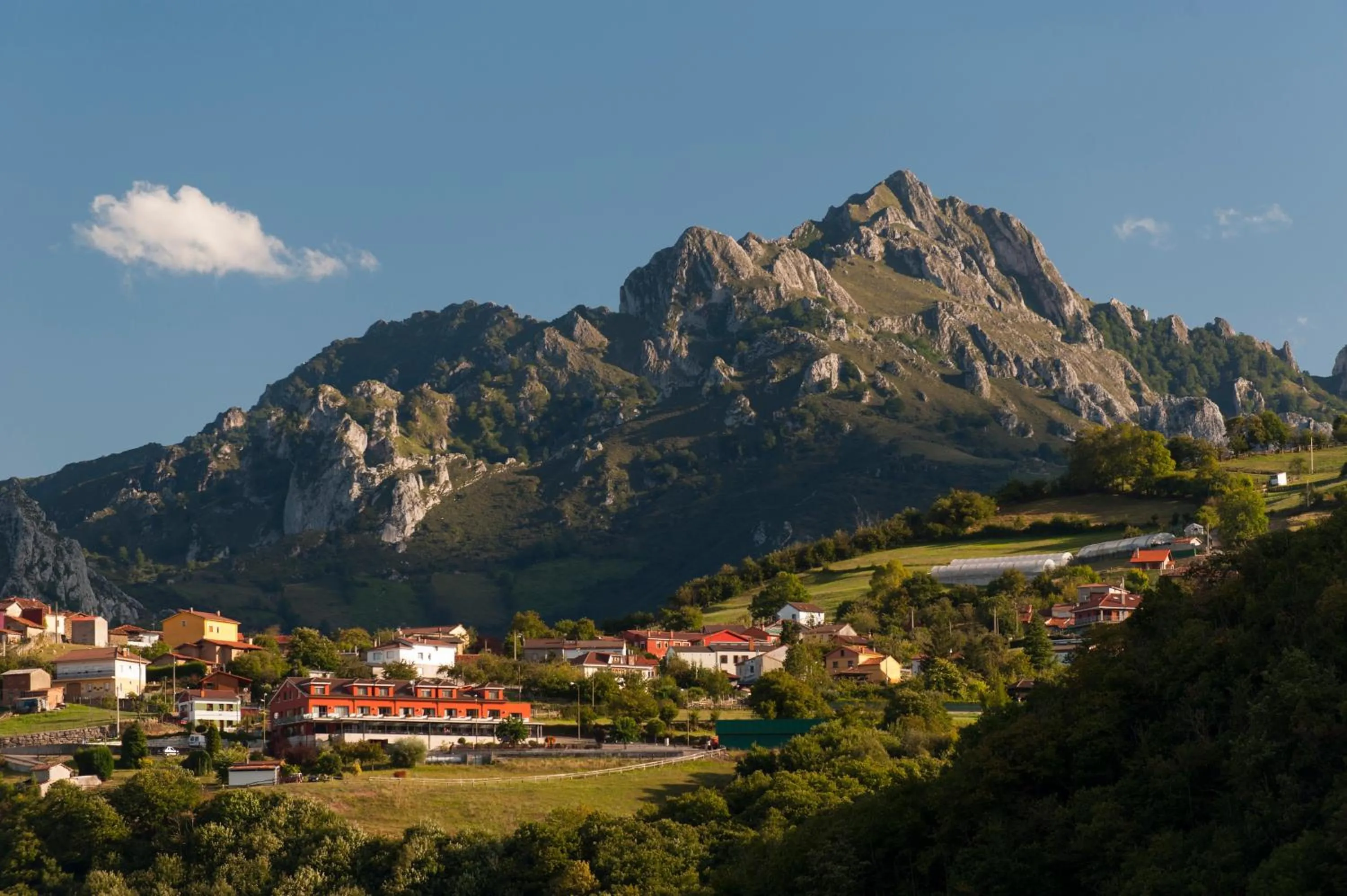 Hotel Restaurante Canzana