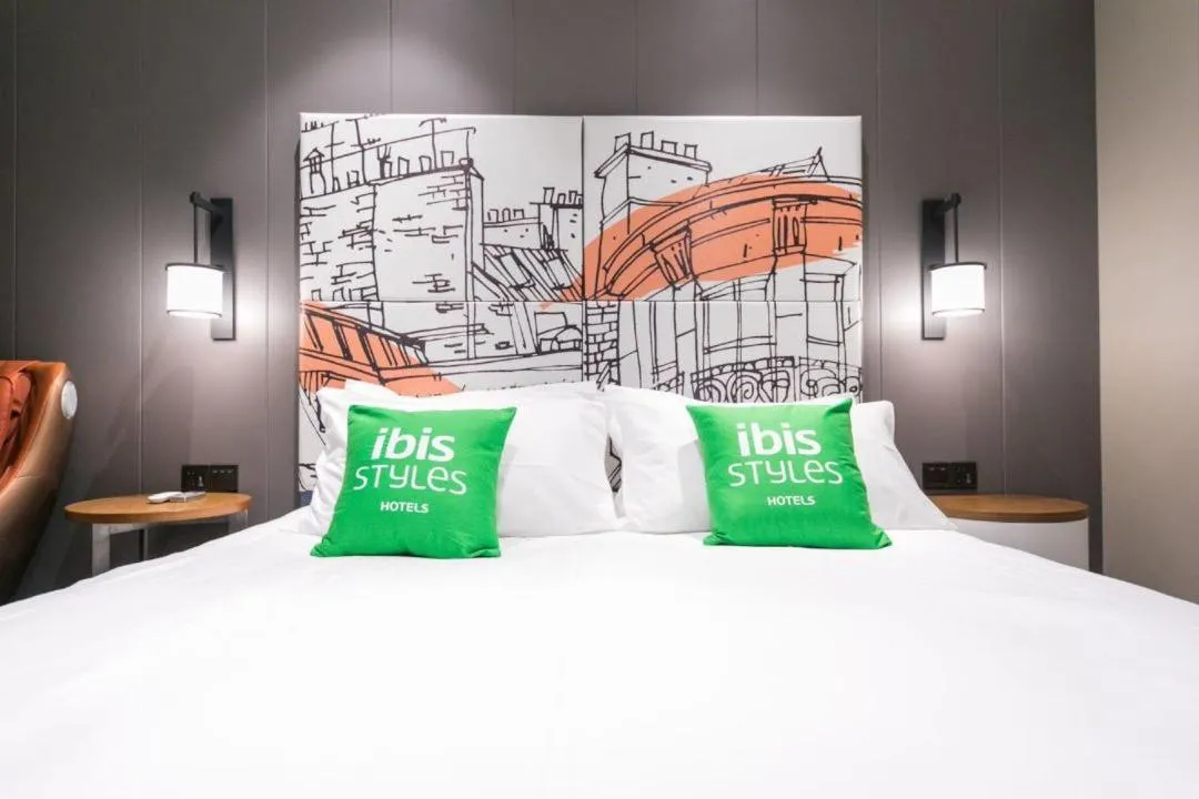Bedroom, Bed in Ibis Styles Shanghai Caohejing Hongmei Road