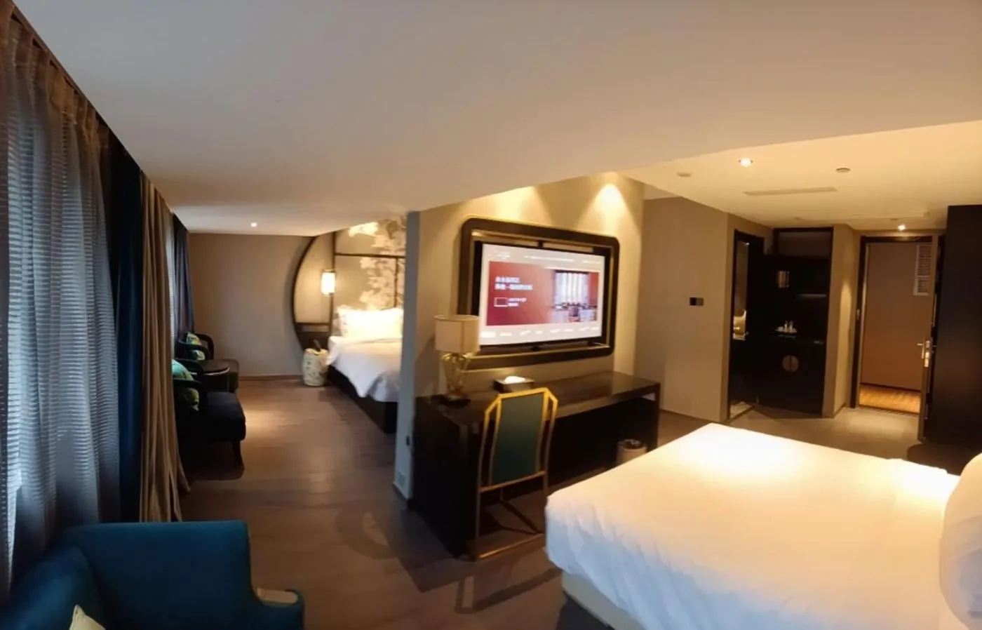 Photo of the whole room, Bed in Orange Crystal Hotel Nanjing Confucius Temple