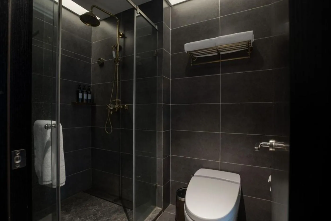 Shower in Orange Crystal Hotel Nanjing Confucius Temple