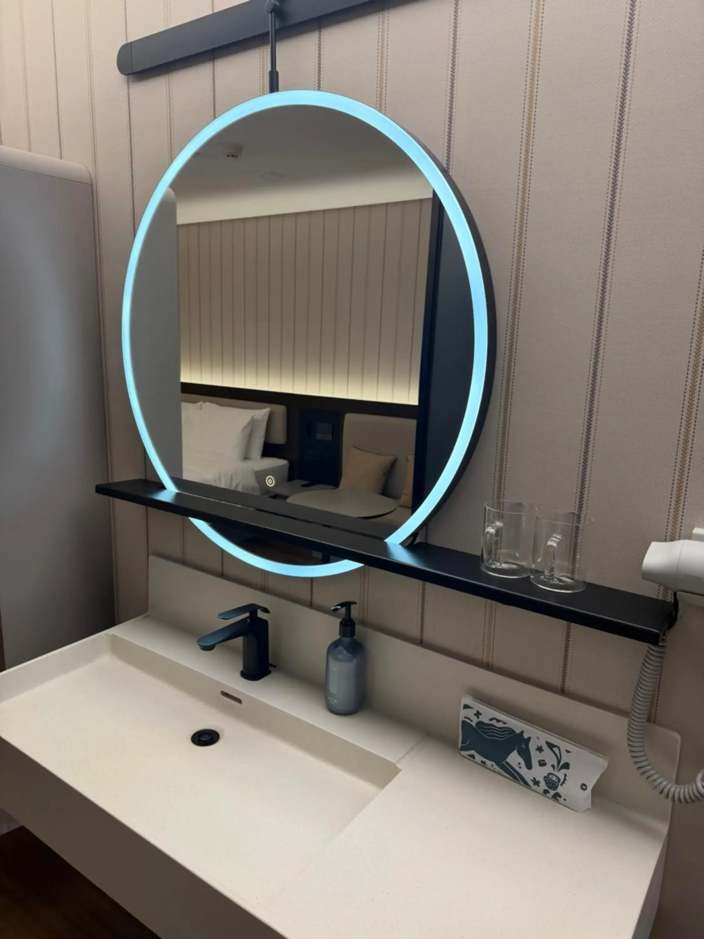 Superior Double Room with Inner View in Hanting Hotel Suzhou Guanqian Street Chayuanchang Metro Station Superior Double Room with Inner View in Hanting Hotel Suzhou Guanqian Street Chayuanchang Metro Station