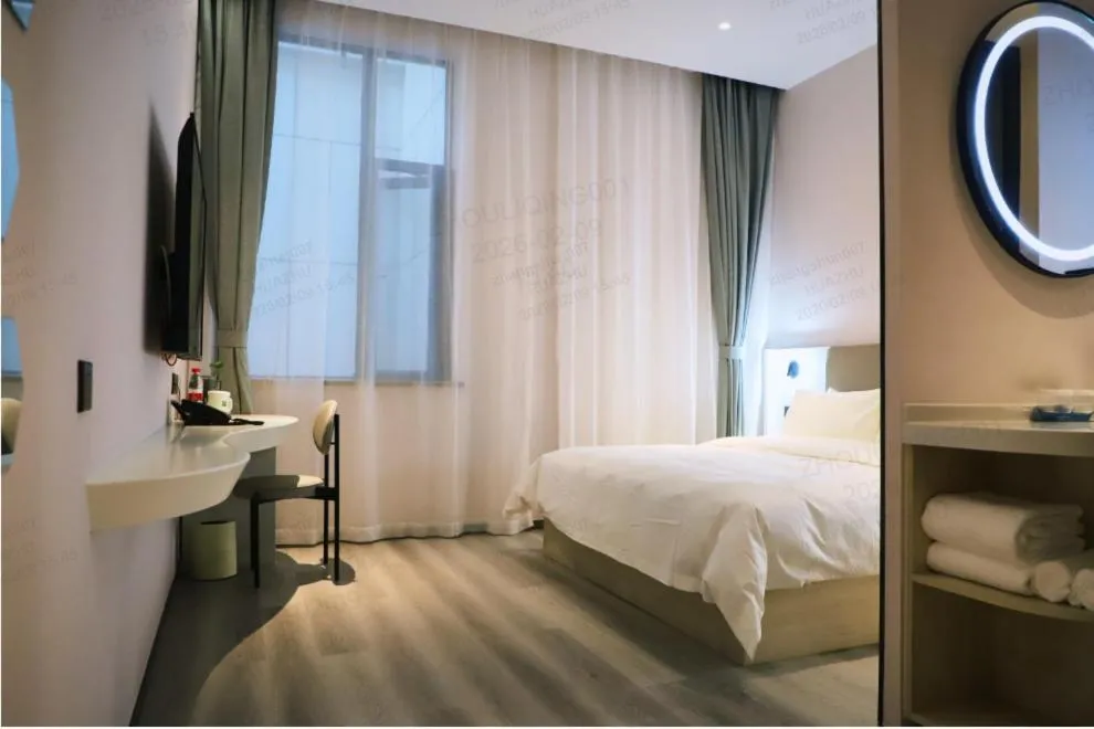 Bed in Ibis Styles Shanghai Hongqiao Gubei