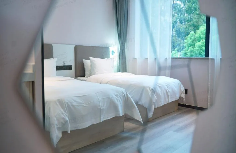 Bed in Ibis Styles Shanghai Hongqiao Gubei