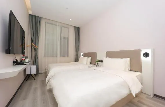 Bed in Ibis Styles Shanghai Hongqiao Gubei