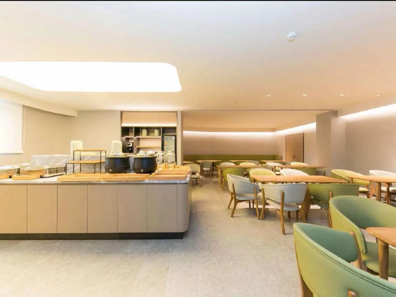 Restaurant/places to eat in JI Hotel Hangzhou West Lake Lakeside Pedestrian Street