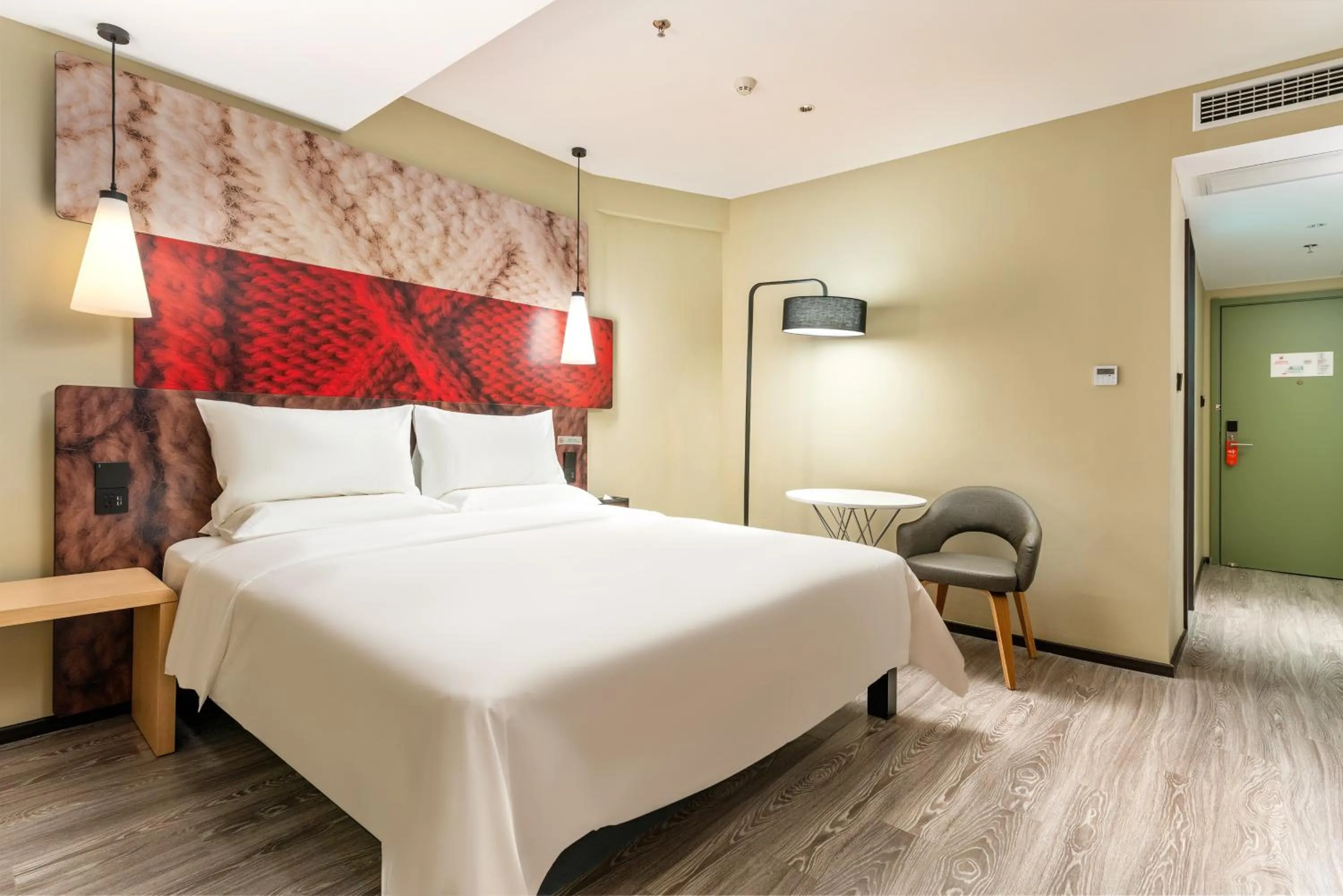 Bed in Ibis Dongguan Songshan Lake