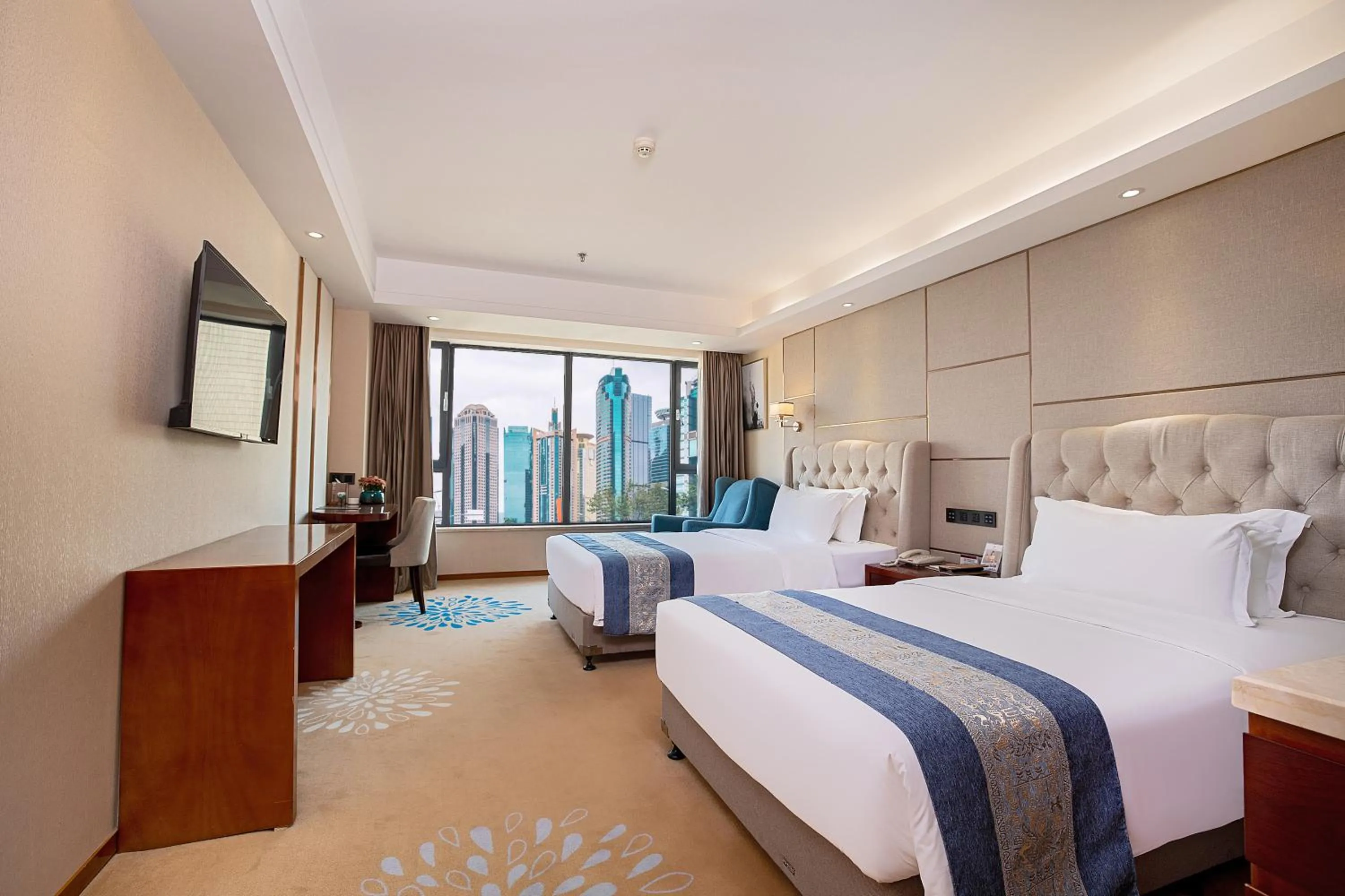 Property building, Bed in Madison Hotel Zhengzhou Erqi Square