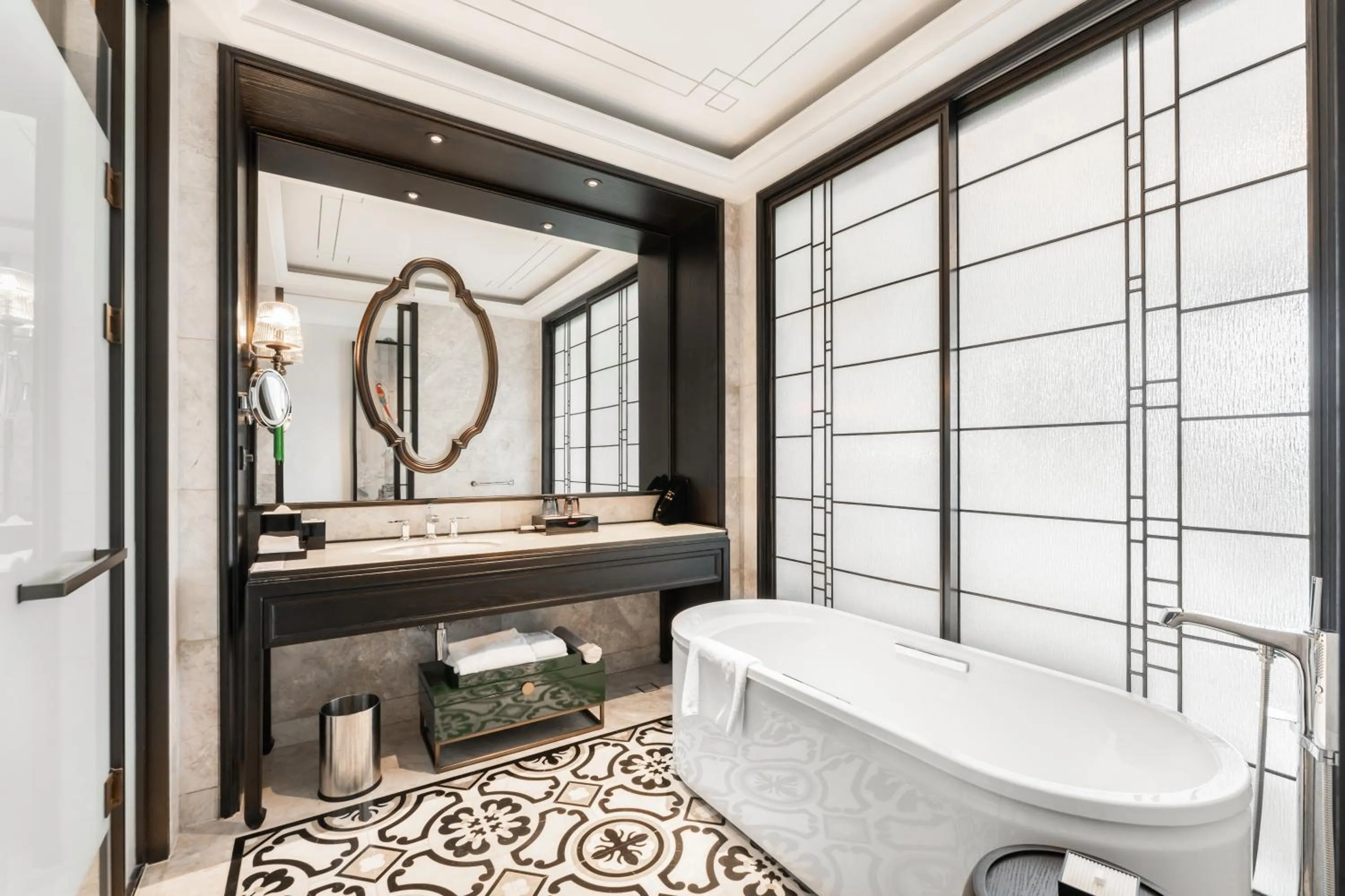 Bathroom in Steigenberger Icons Guangzhou