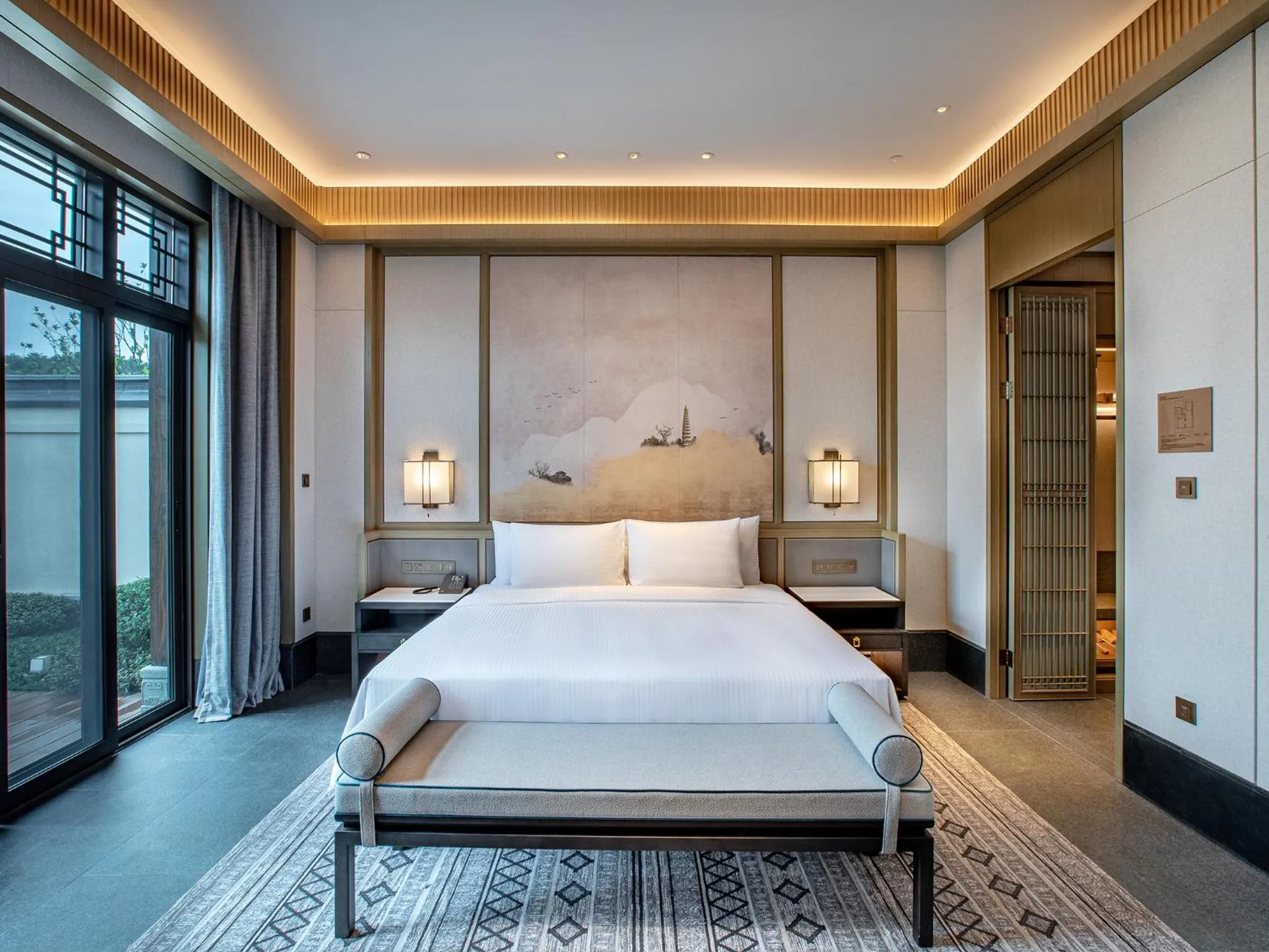 Property building, Bed in Song Hotel Chongqing Shanqian