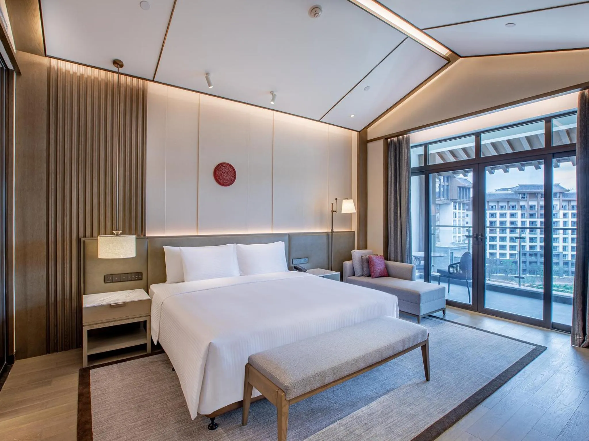 Property building, Bed in Steigenberger Hotel Chongqing