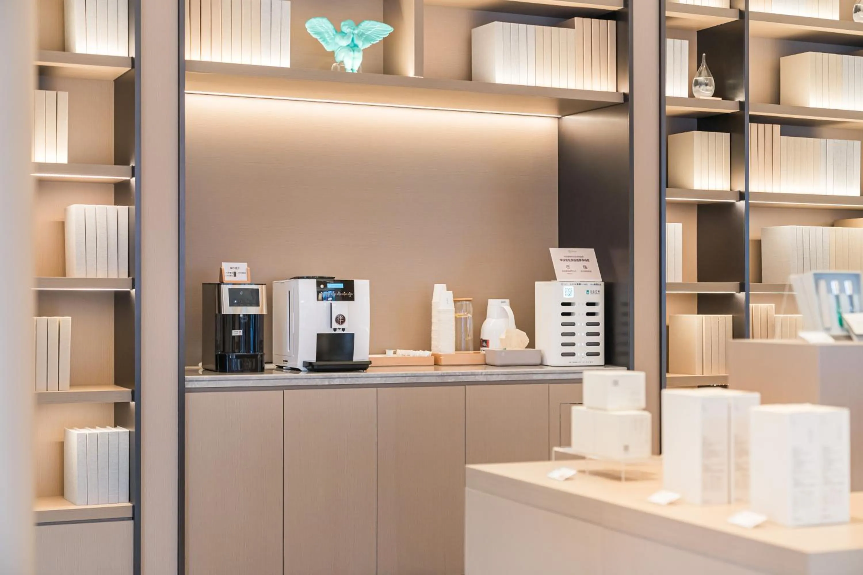 Coffee/tea facilities in JI Hotel Guangzhou Shayuan Metro Station