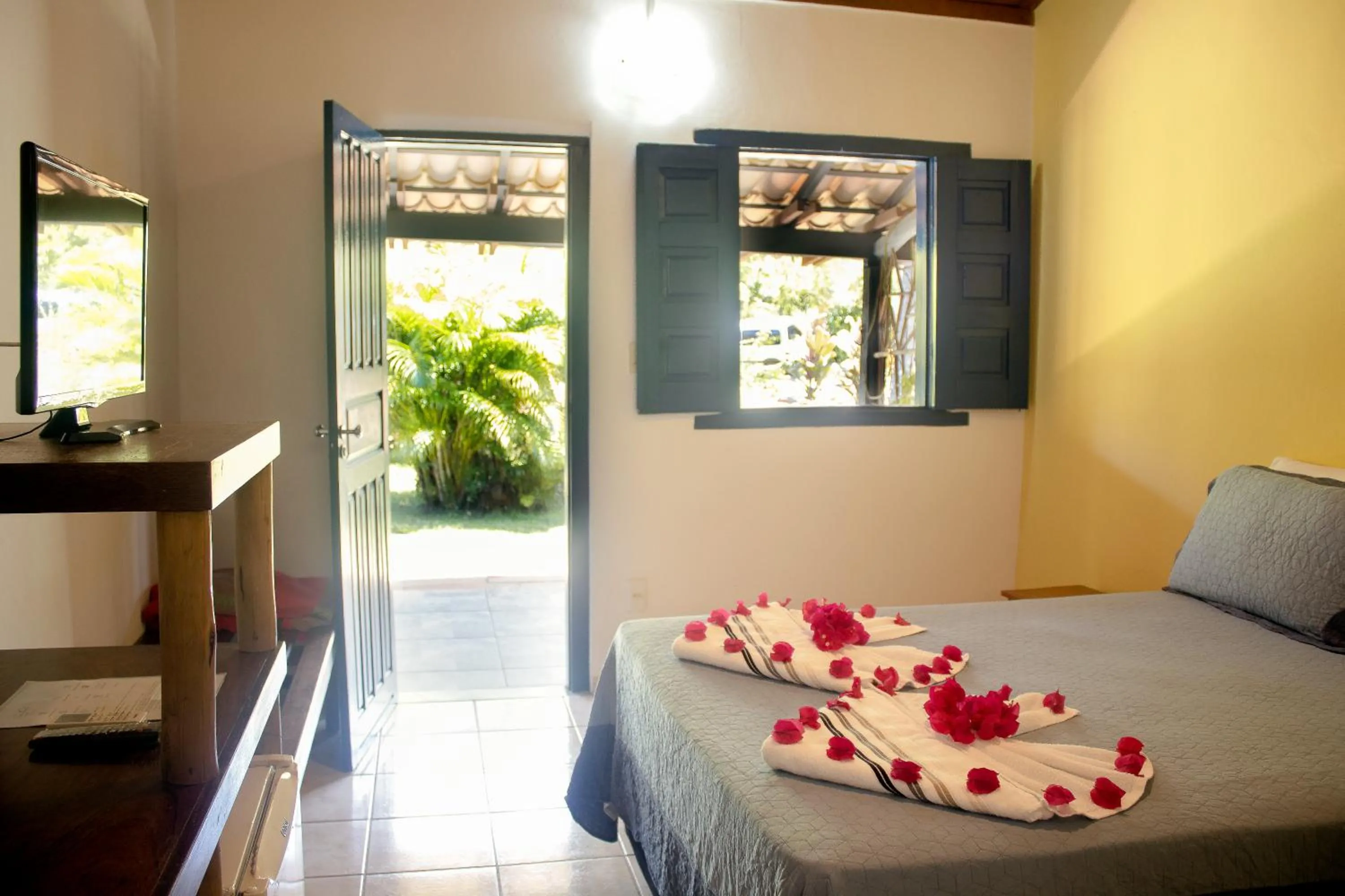 Photo of the whole room, Bed in Pousada Lagoa Da Pedra
