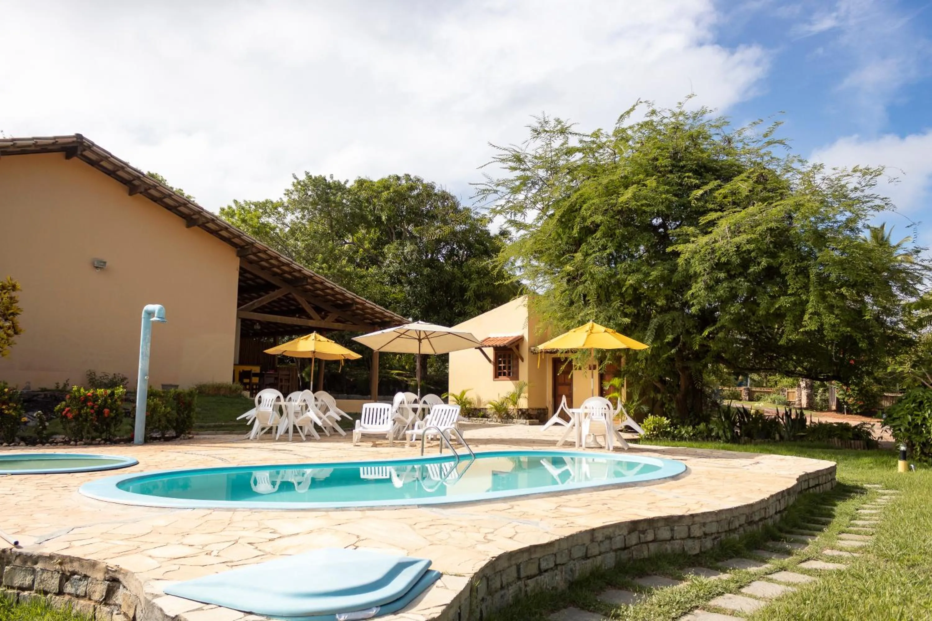 Swimming pool in Pousada Lagoa Da Pedra