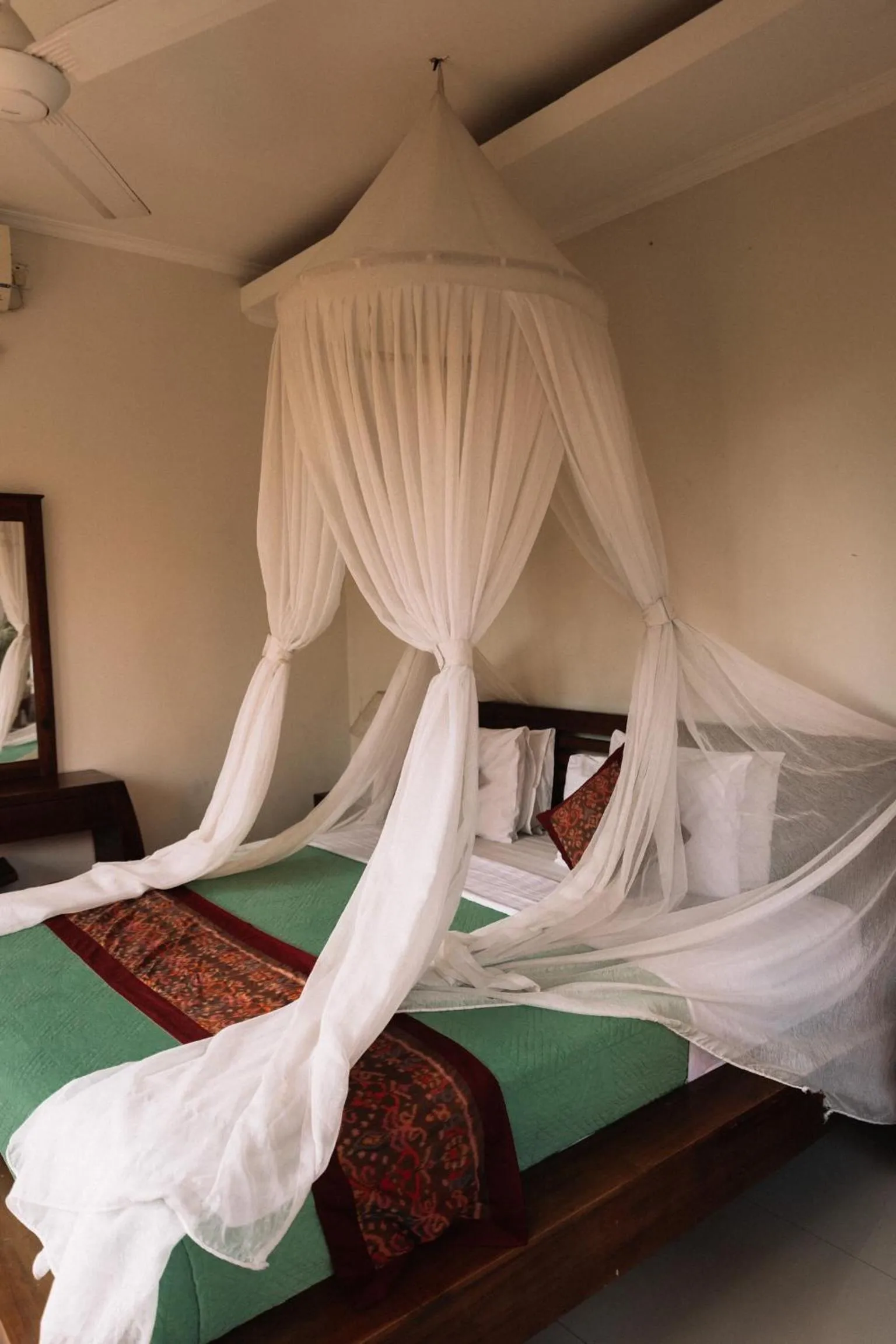 Bed in Merthayasa Bungalow 2