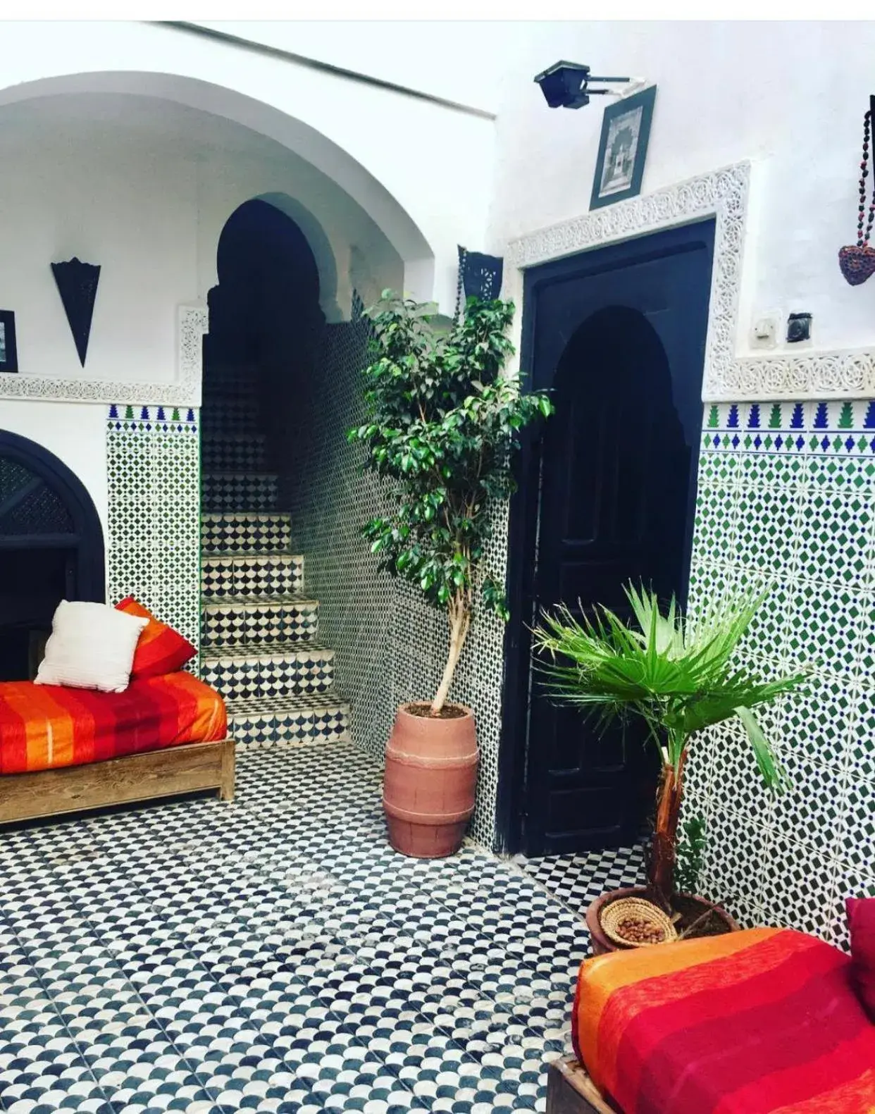 Bed in 8-Bed Mixed Dormitory Room in Riad Sijane Bed in 8-Bed Mixed Dormitory Room in Riad Sijane