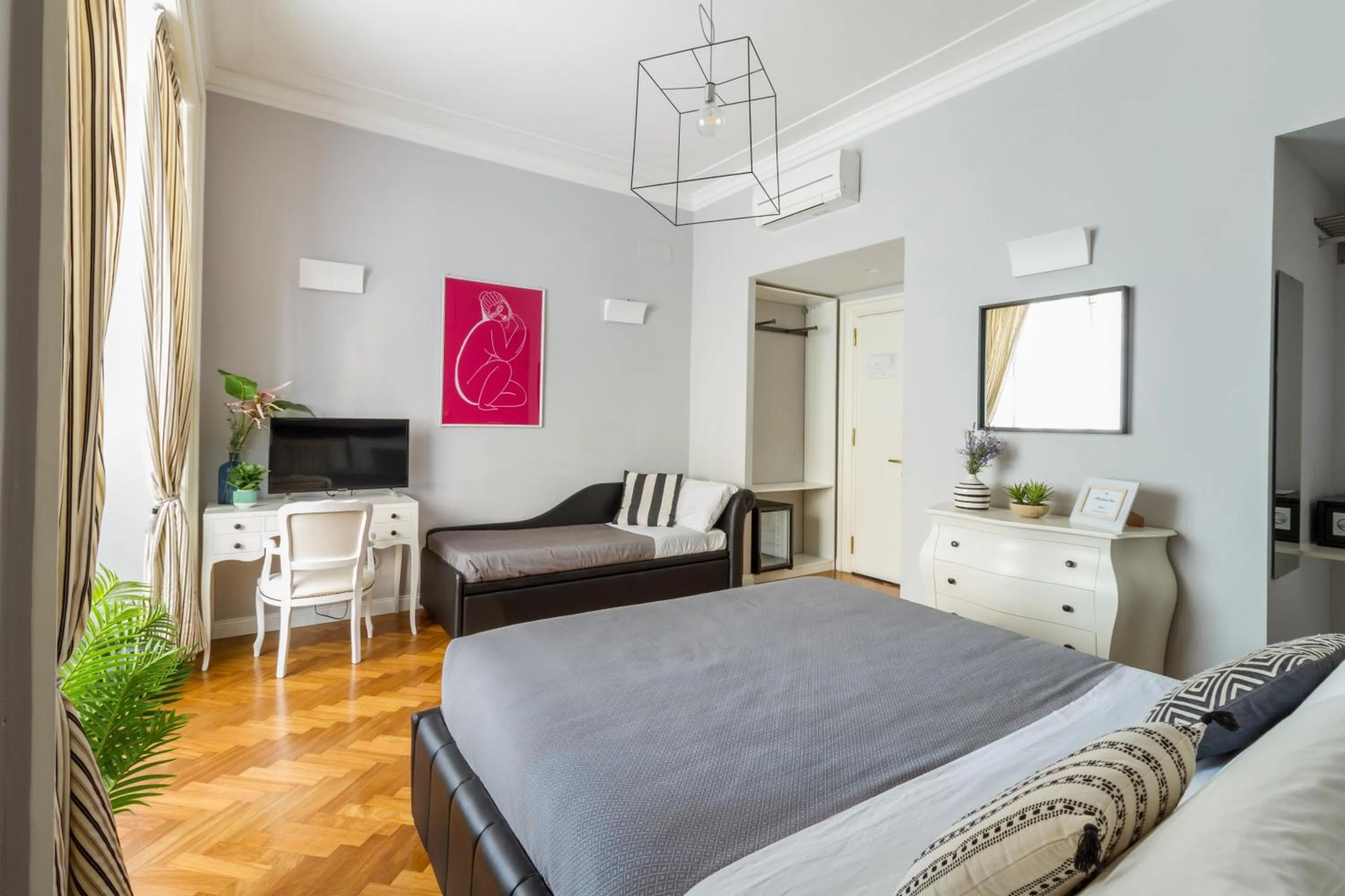 Photo of the whole room, Bed in Athena Guest House