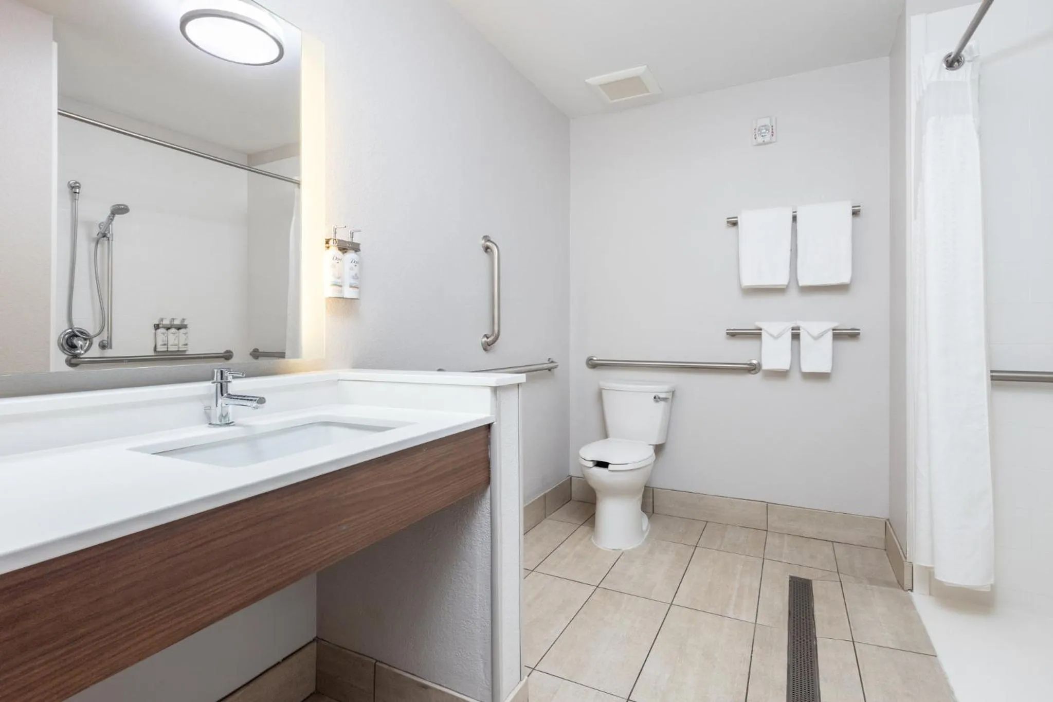 Photo of the whole room in Holiday Inn Express & Suites Phoenix West - Buckeye by IHG