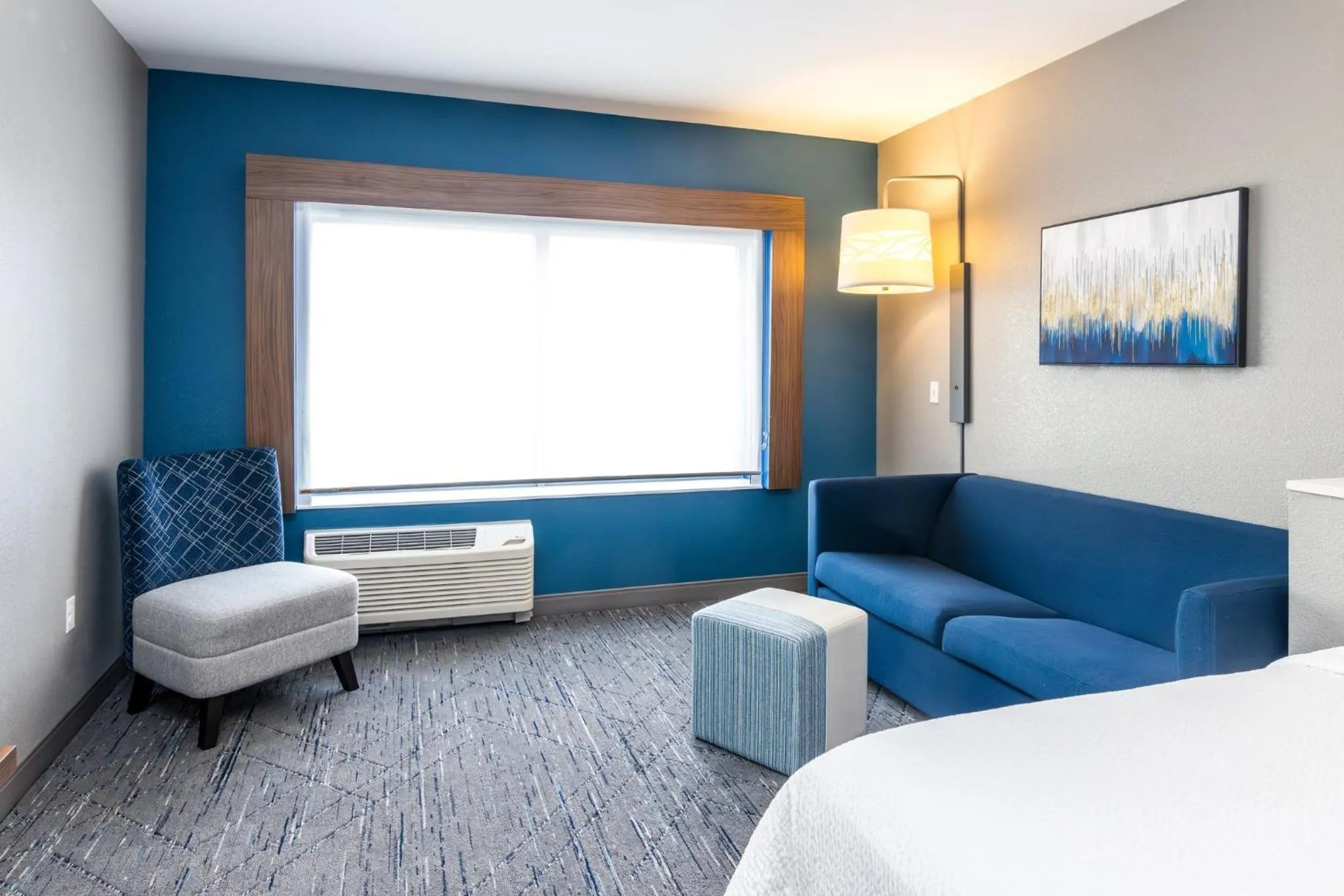 Bedroom, Bed in Holiday Inn Express & Suites Downtown Louisville by IHG
