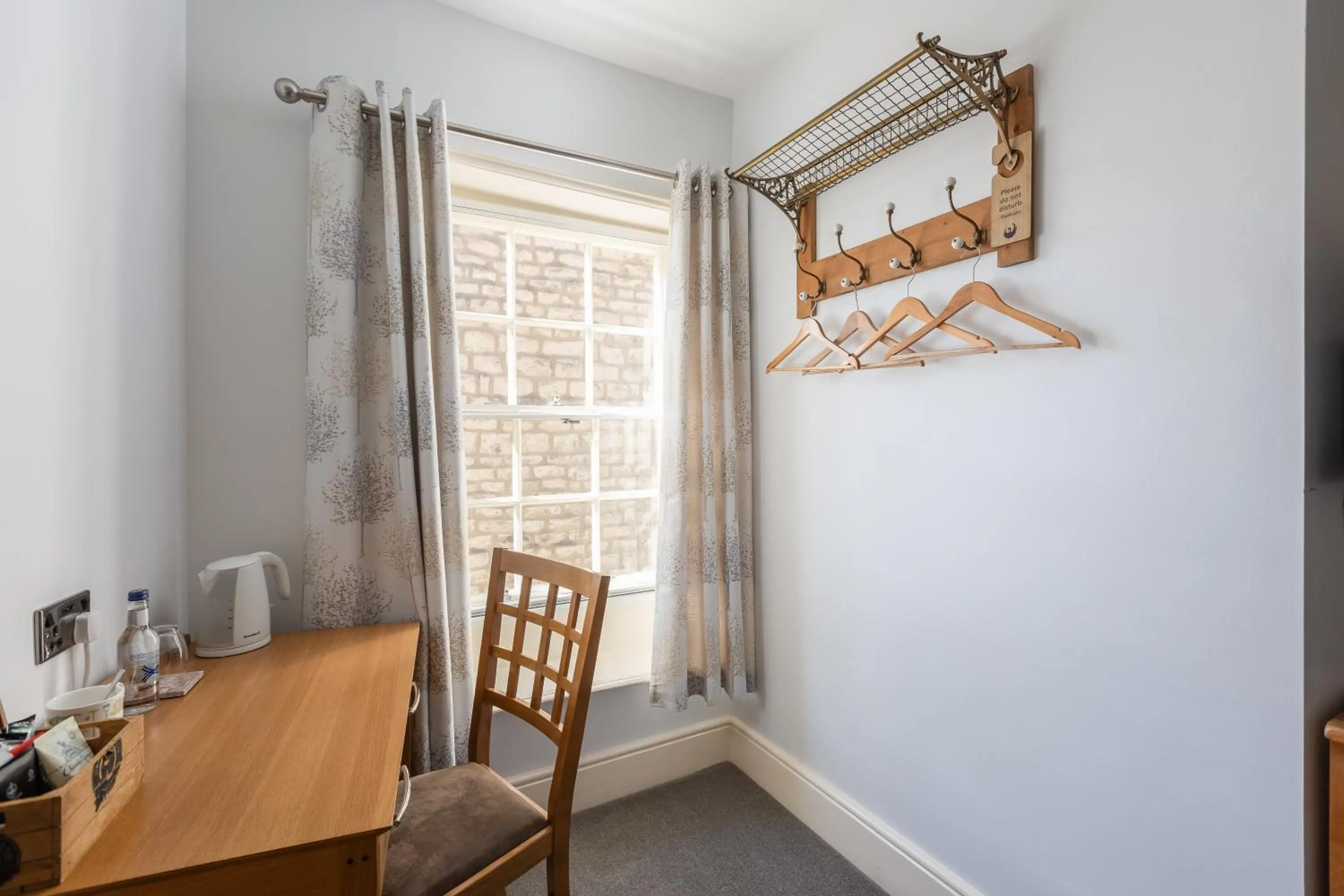 Coffee/tea facilities in The Black Swan Inn