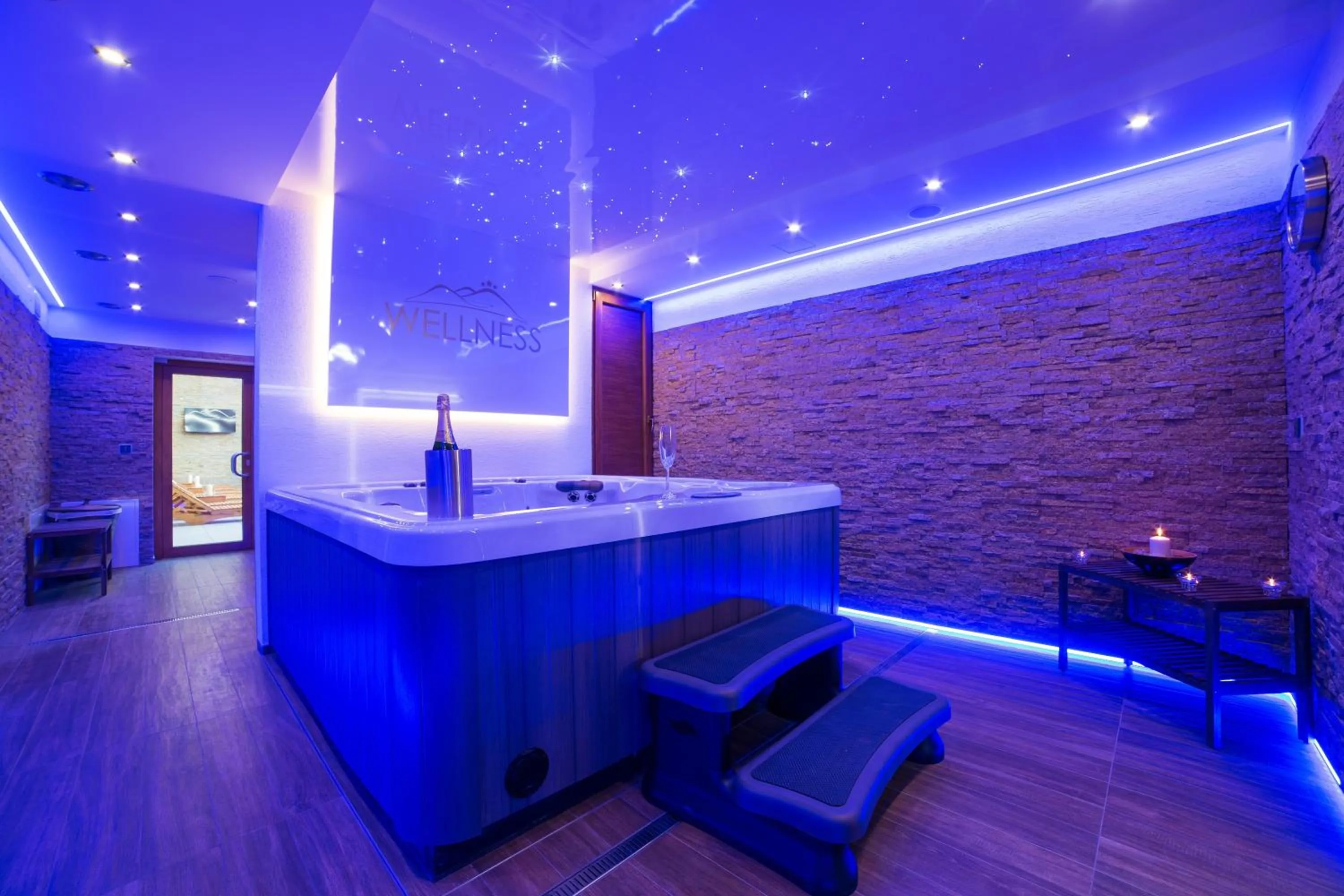 Hot Tub in Hotel DARO